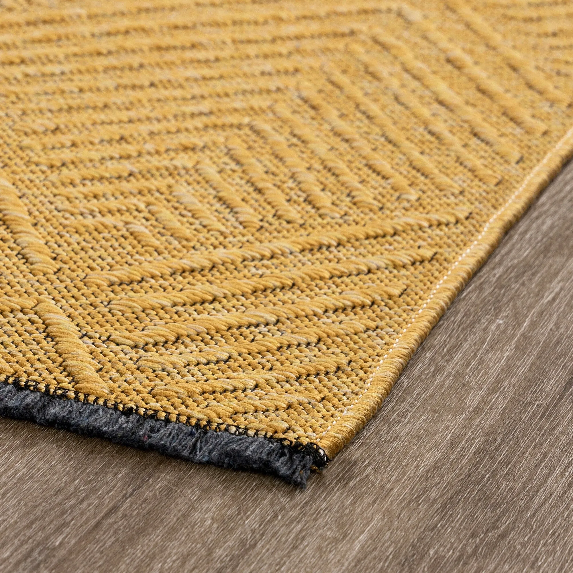 Alameda Solid Color Chevron Machine Washable Indoor Area Rug