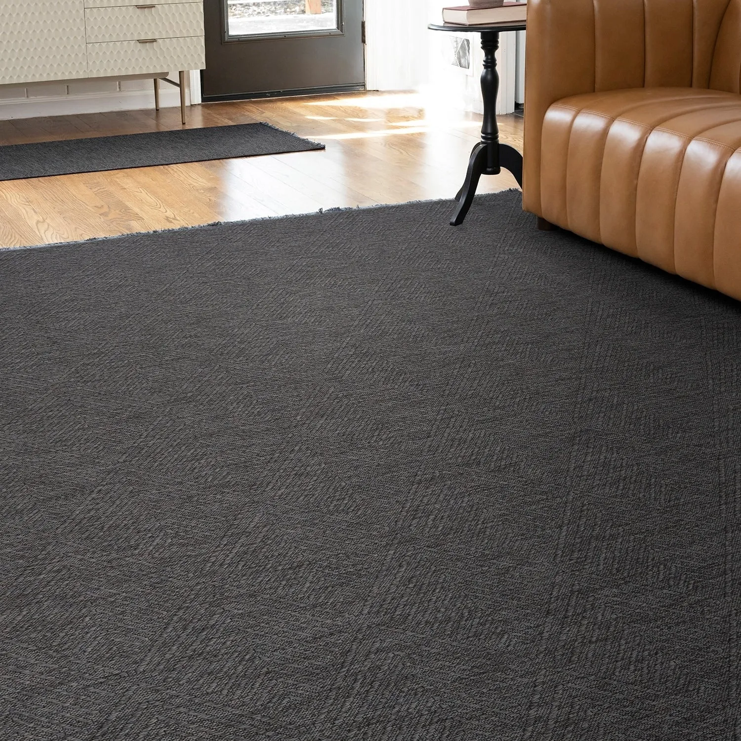 Alameda Solid Color Chevron Machine Washable Indoor Area Rug