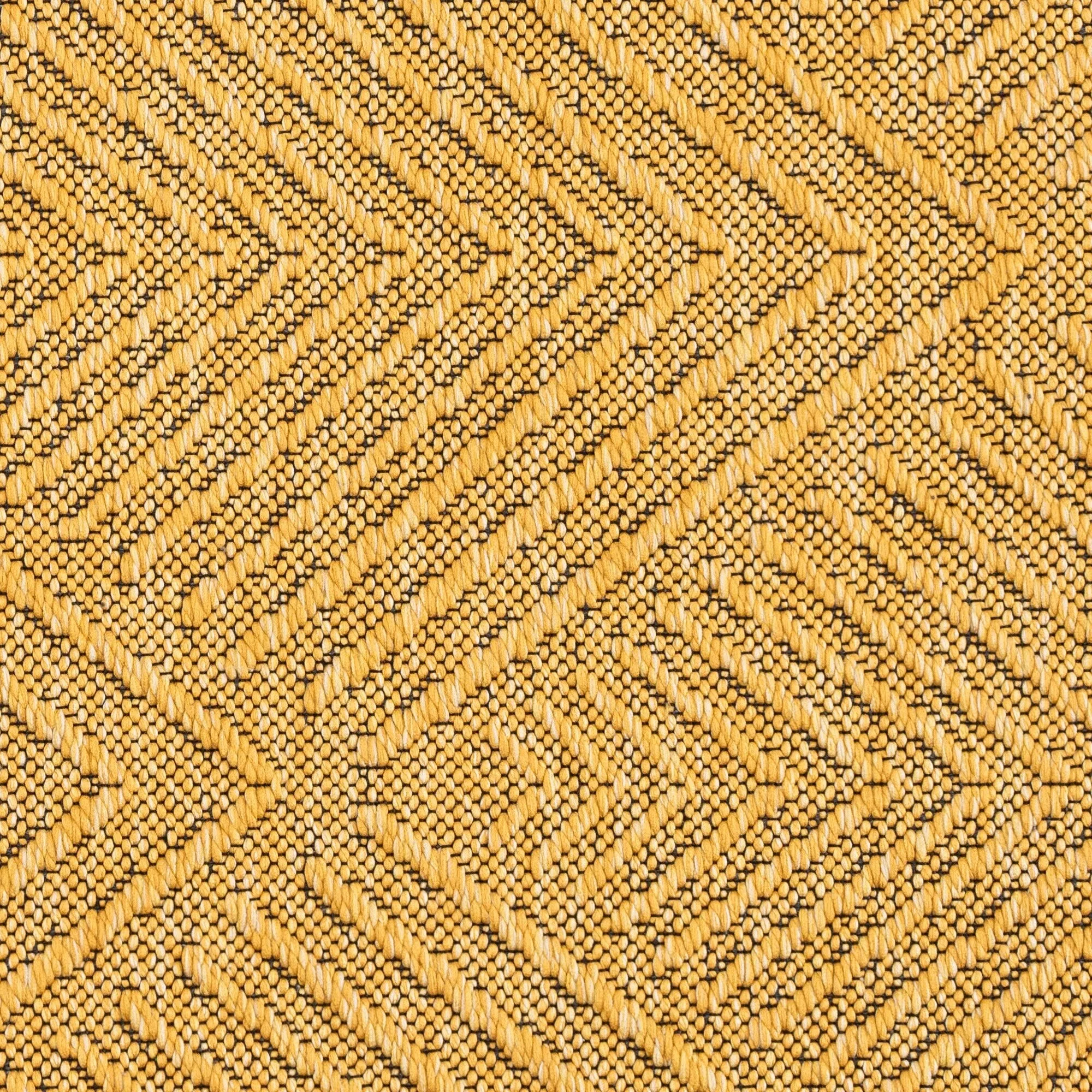 Alameda Solid Color Chevron Machine Washable Indoor Area Rug