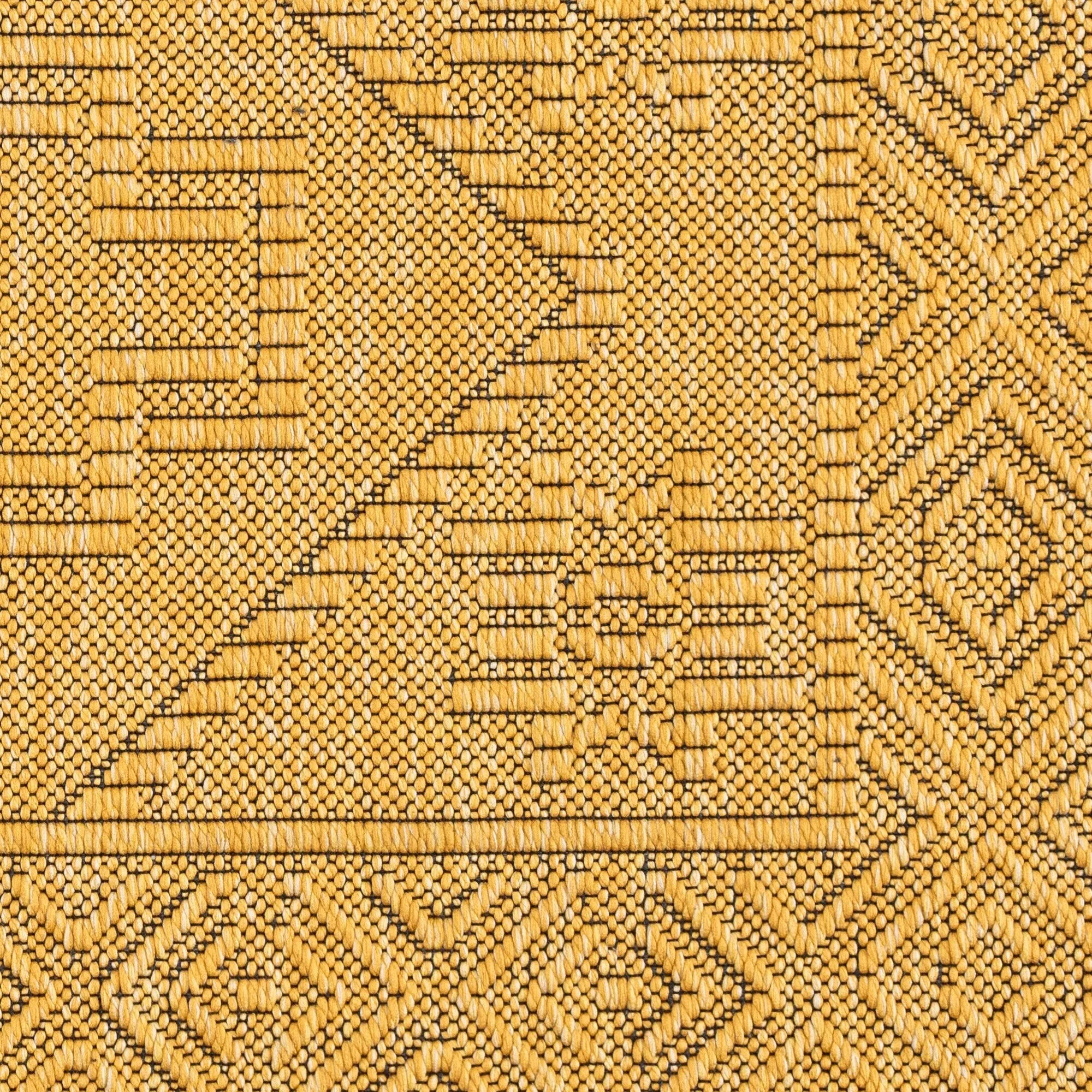 Alameda Solid Color Medallion Machine Washable Indoor Area Rug