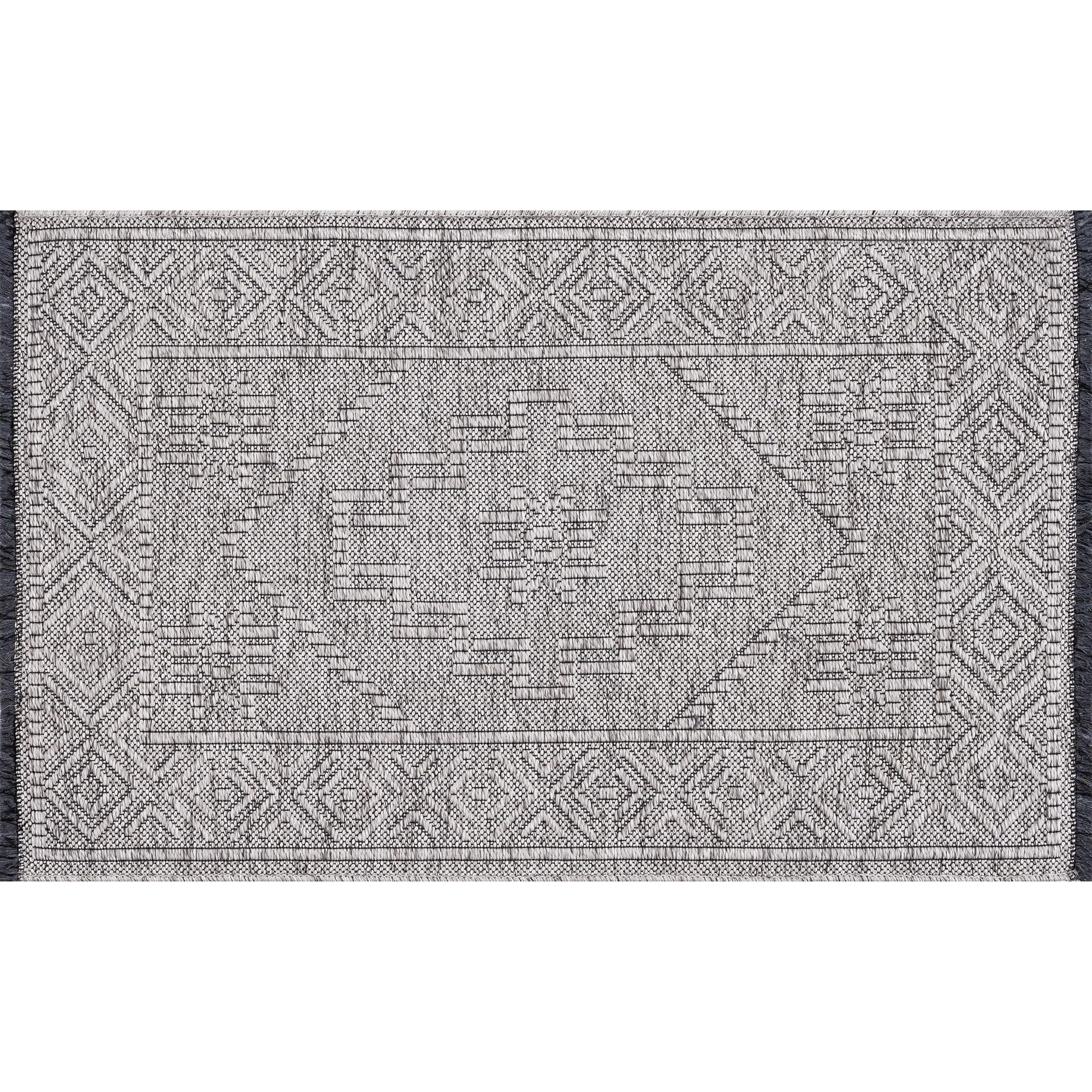 Alameda Solid Color Medallion Machine Washable Indoor Area Rug