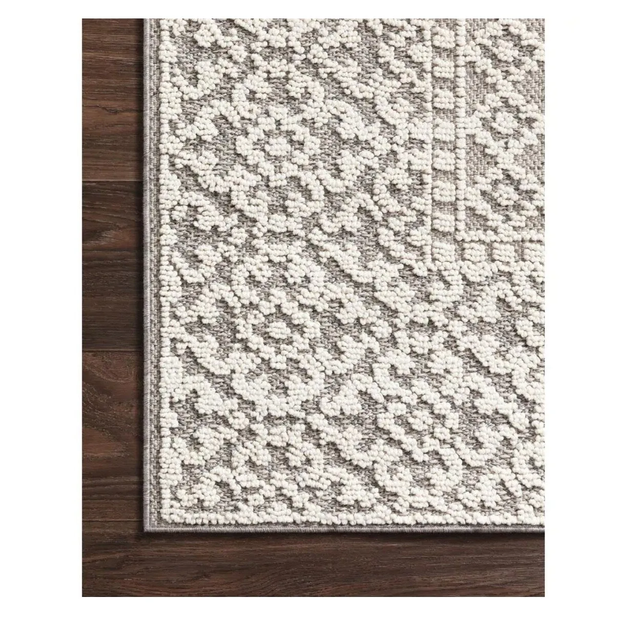 Alexander Home Denise Traditional Textured Indoor/ Outdoor Area Rug
