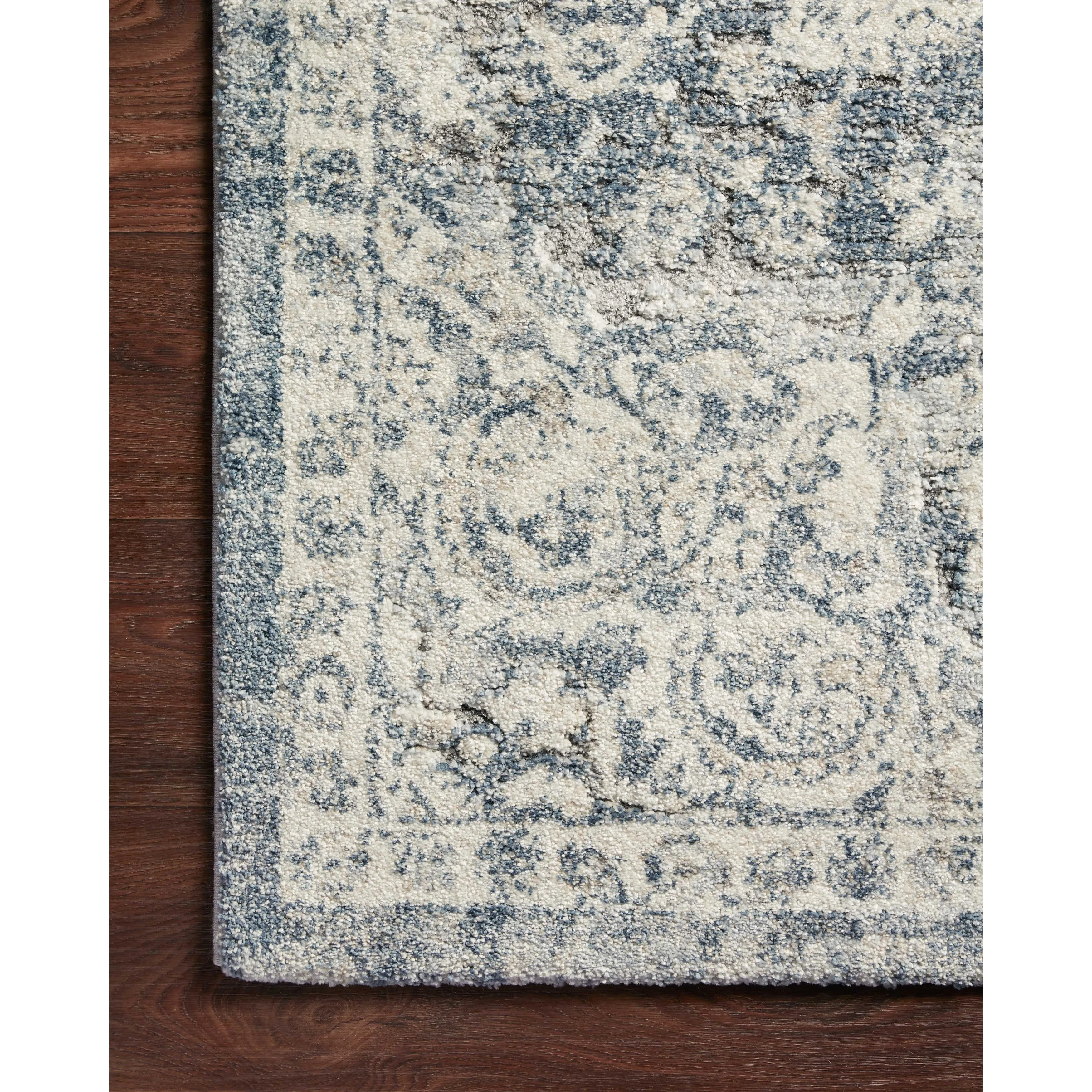 Alexander Home Giovanni Transitional Botanical Area Rug