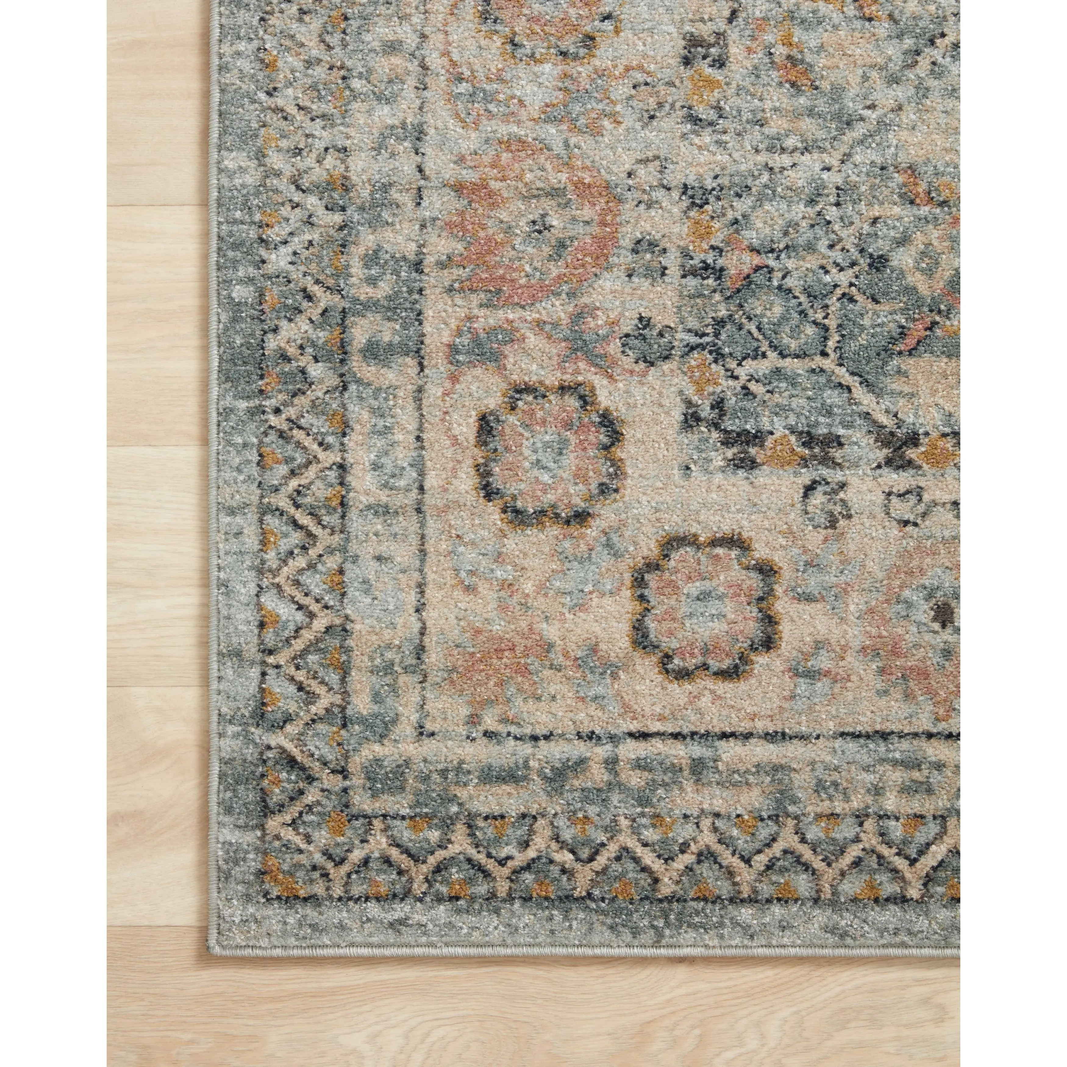 Alexander Home Luxe Shabby Chic Antiqued Distressed Oriental Area Rug