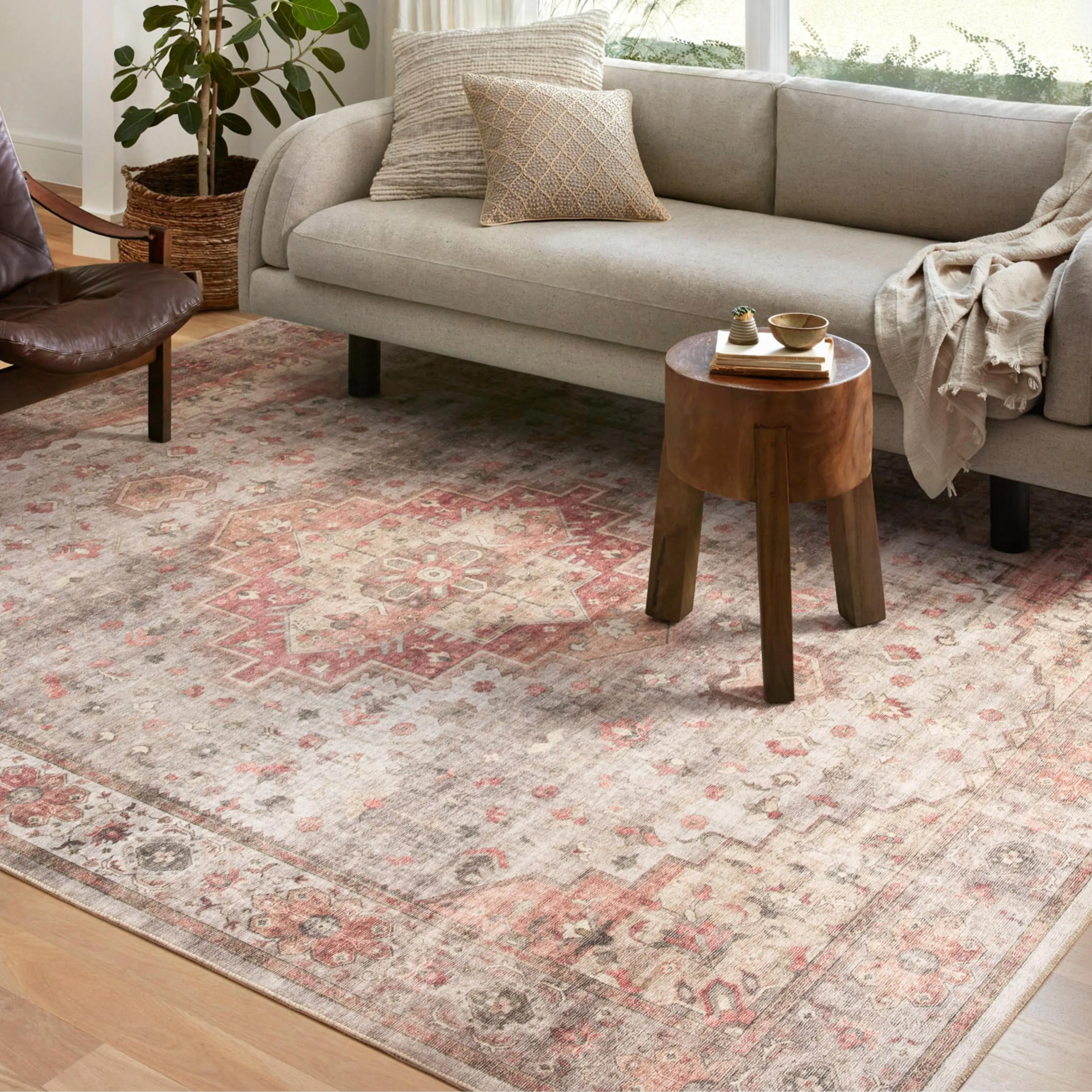 Alexander Home Meghan Distressed Vintage Area Rug