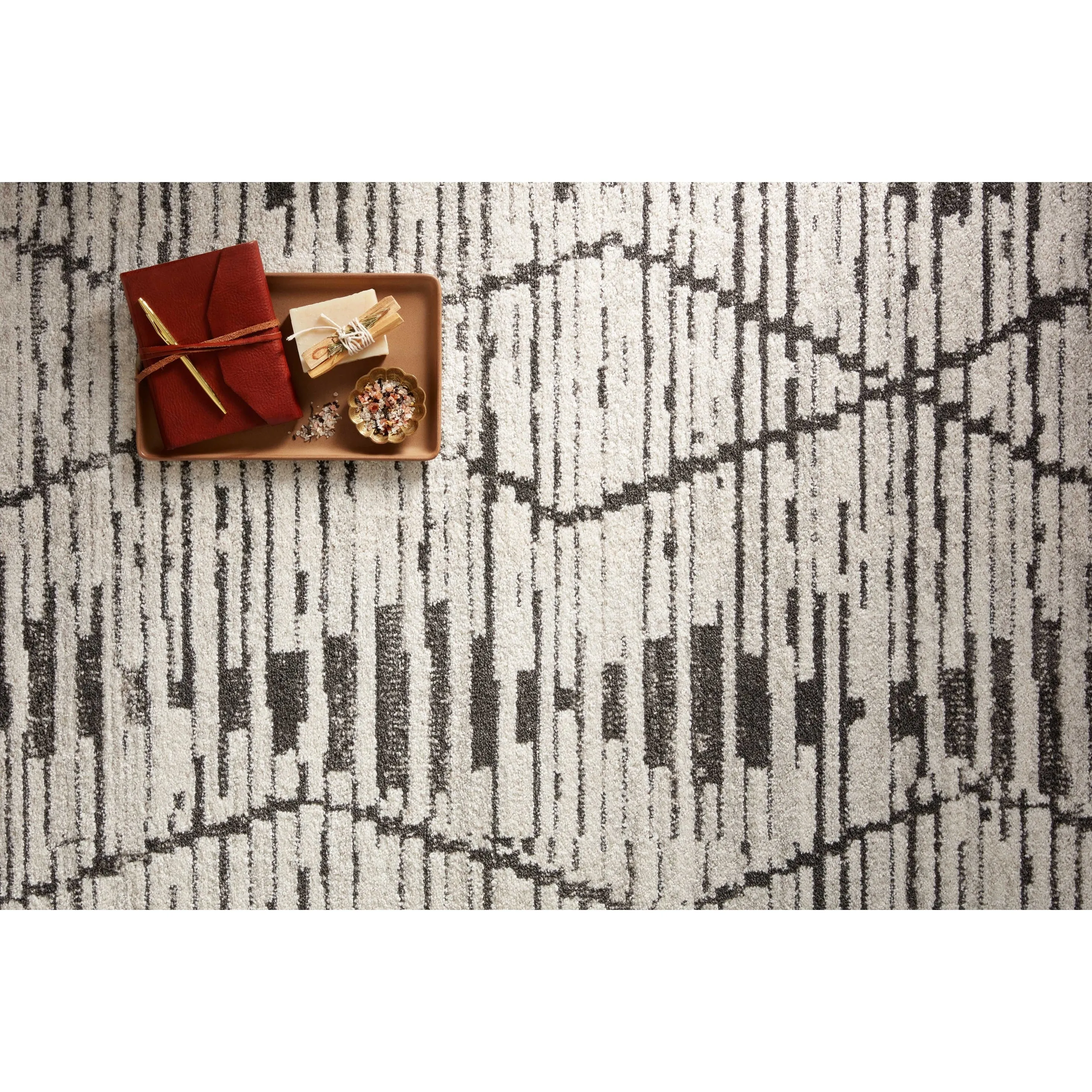 Alexander Home Monroe Geometric Moroccan Area Rug