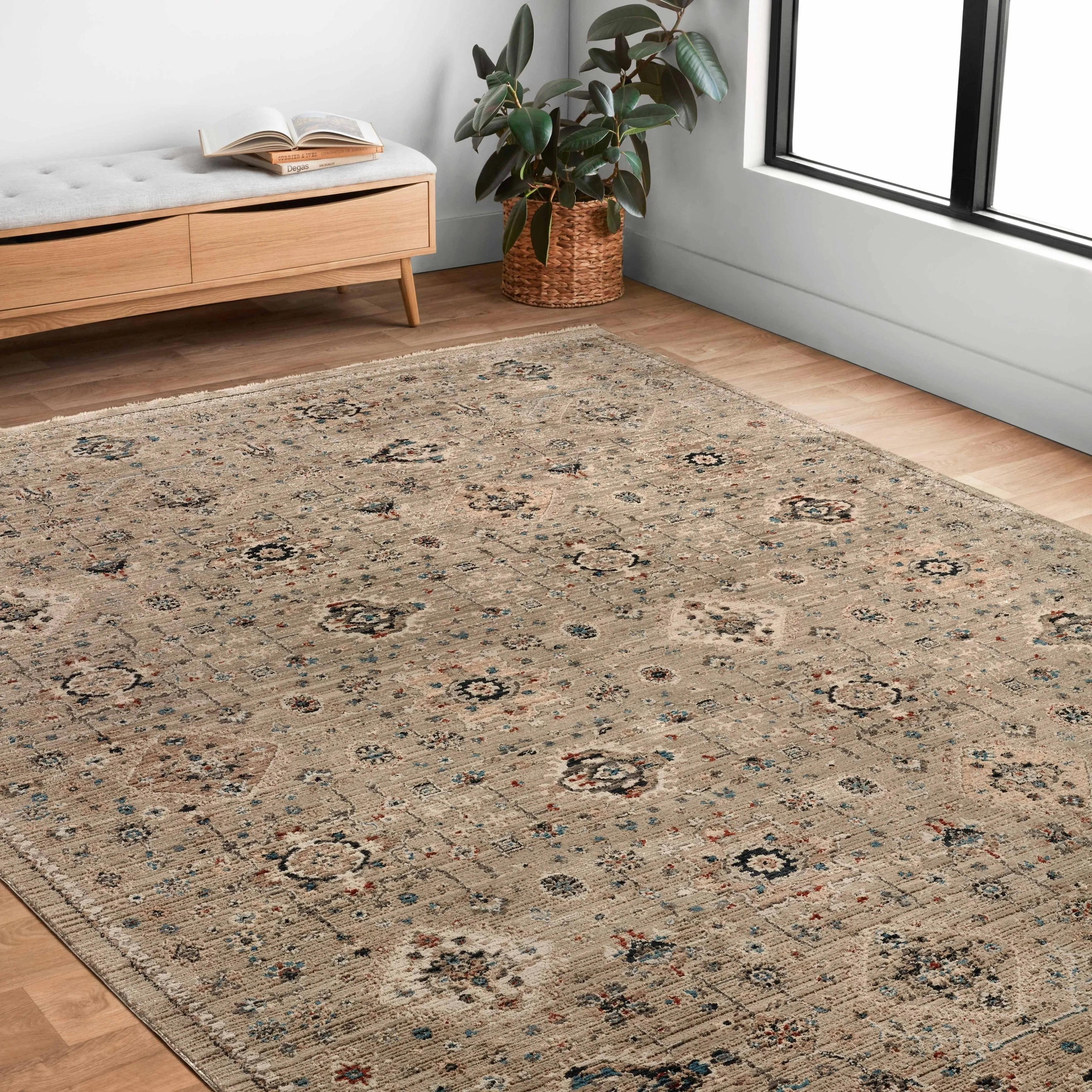 Alexander Home Reese Persian Transitional Area Rug