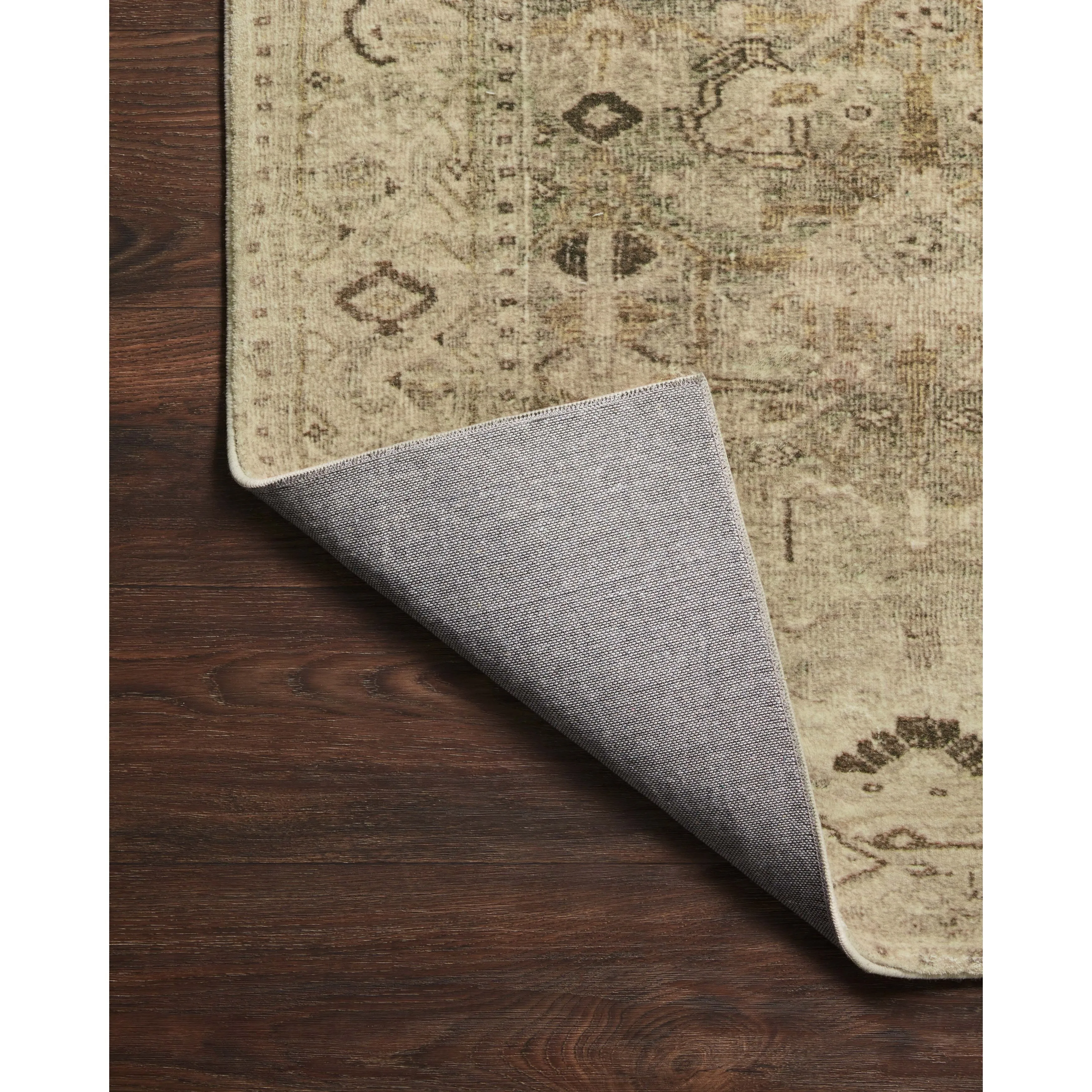 Alexander Home Sara Distressed Perisan Ultra Plush Area Rug