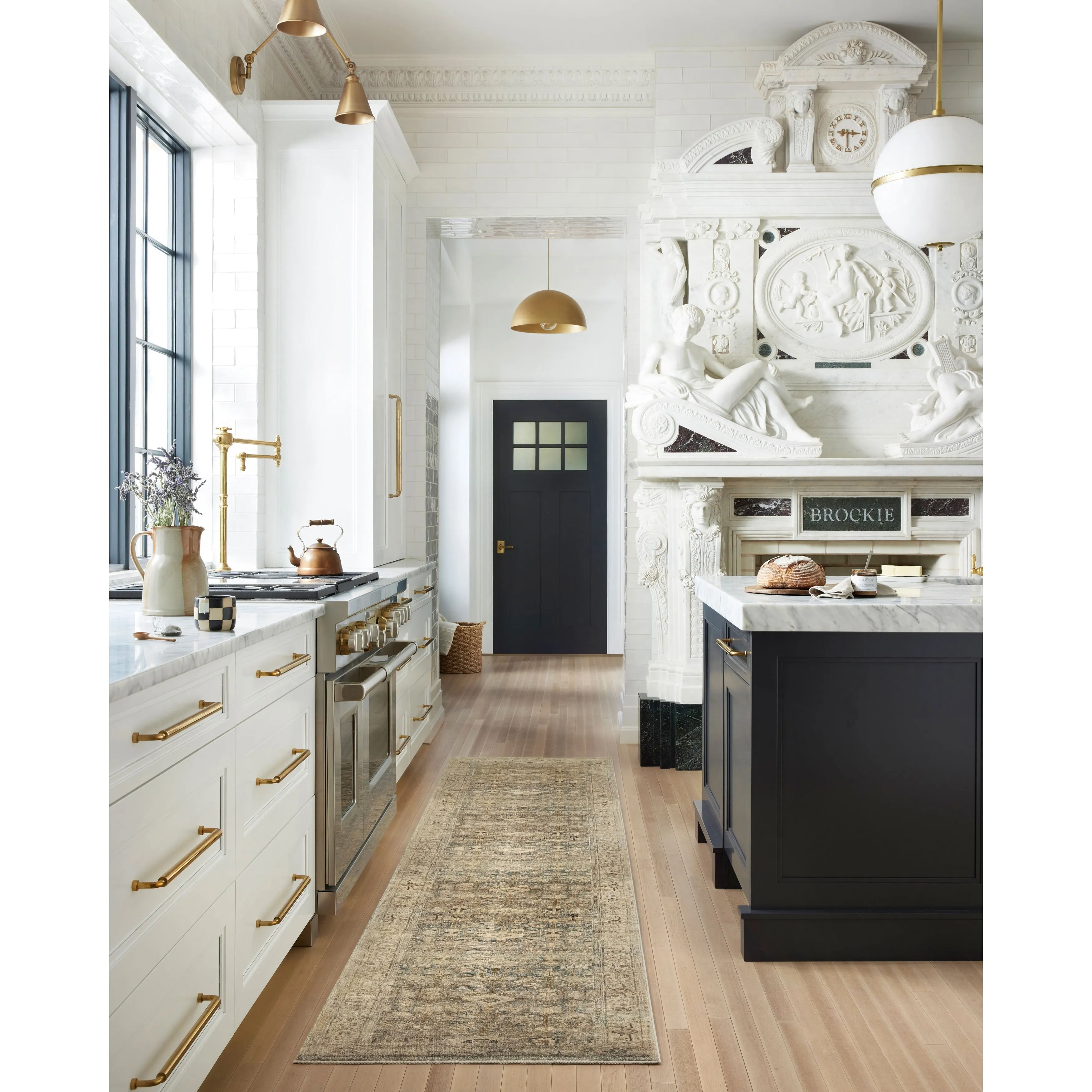 Alexander Home Sara Distressed Perisan Ultra Plush Area Rug