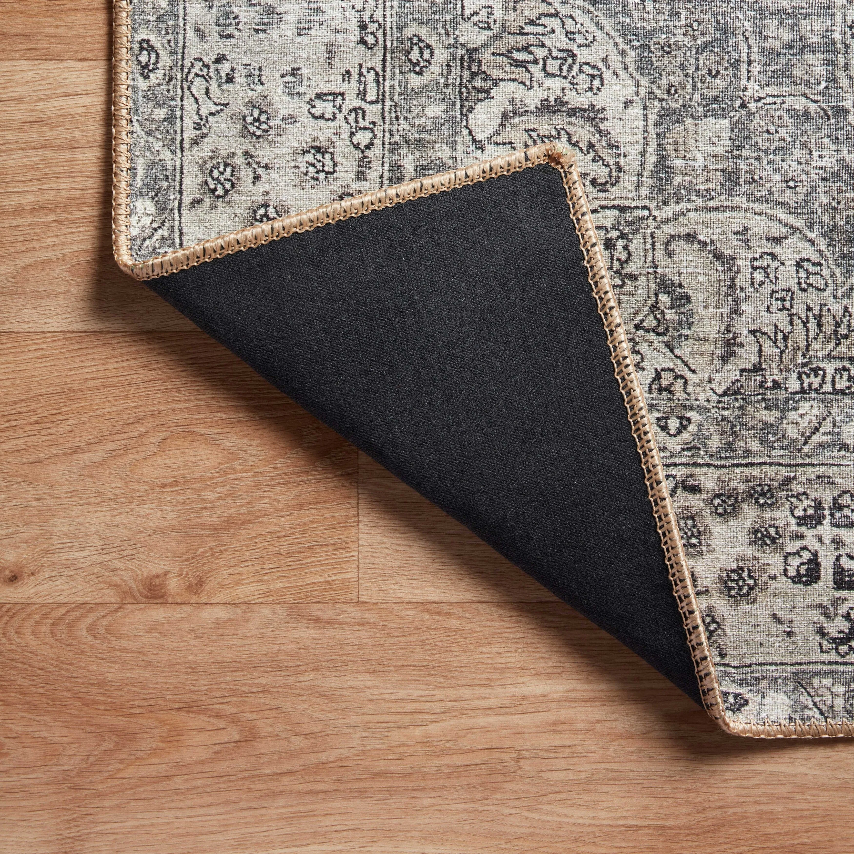 Alexander Home Victoria Shabby Chic Printed Vintage Area Rug