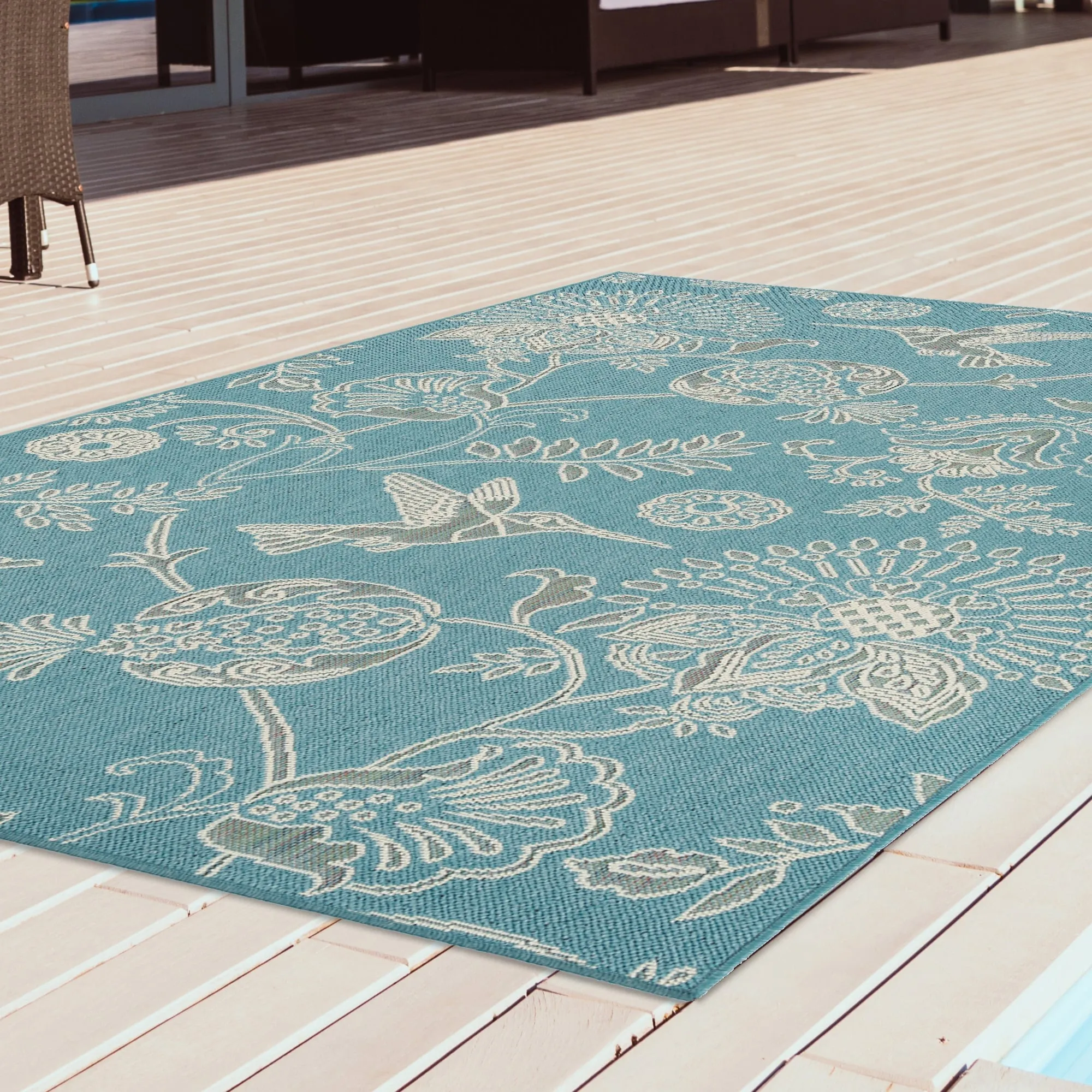 Amalie Geometric Border Coastal Polypropylene Indoor/ Outdoor Area Rug