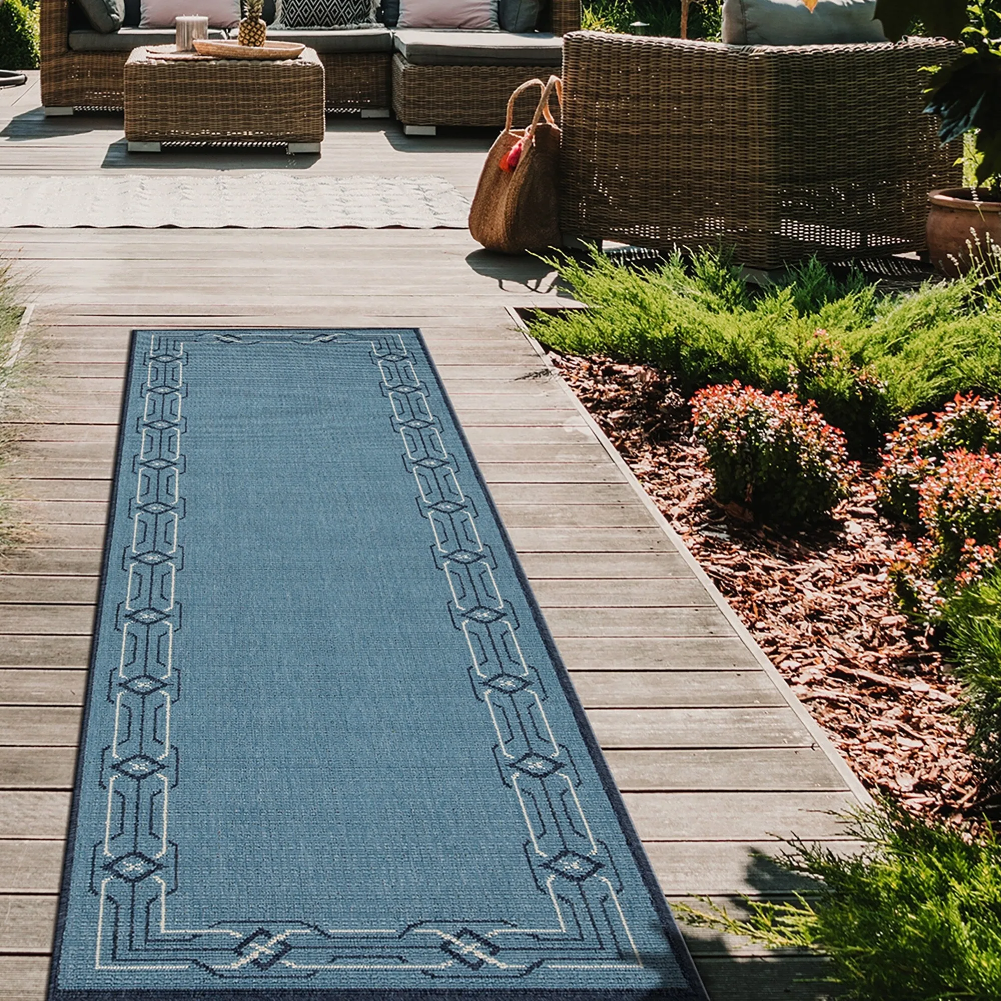 Ambrosi Nautical Geometric Border Indoor/ Outdoor Area Rug
