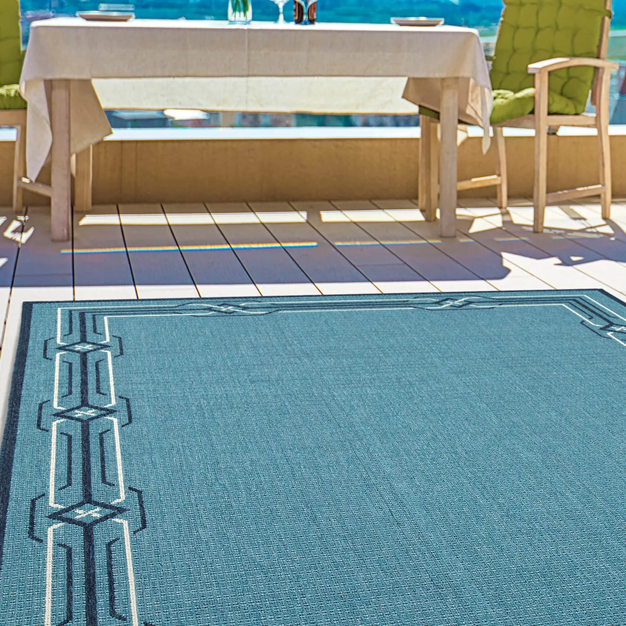 Ambrosi Nautical Geometric Border Indoor/ Outdoor Area Rug
