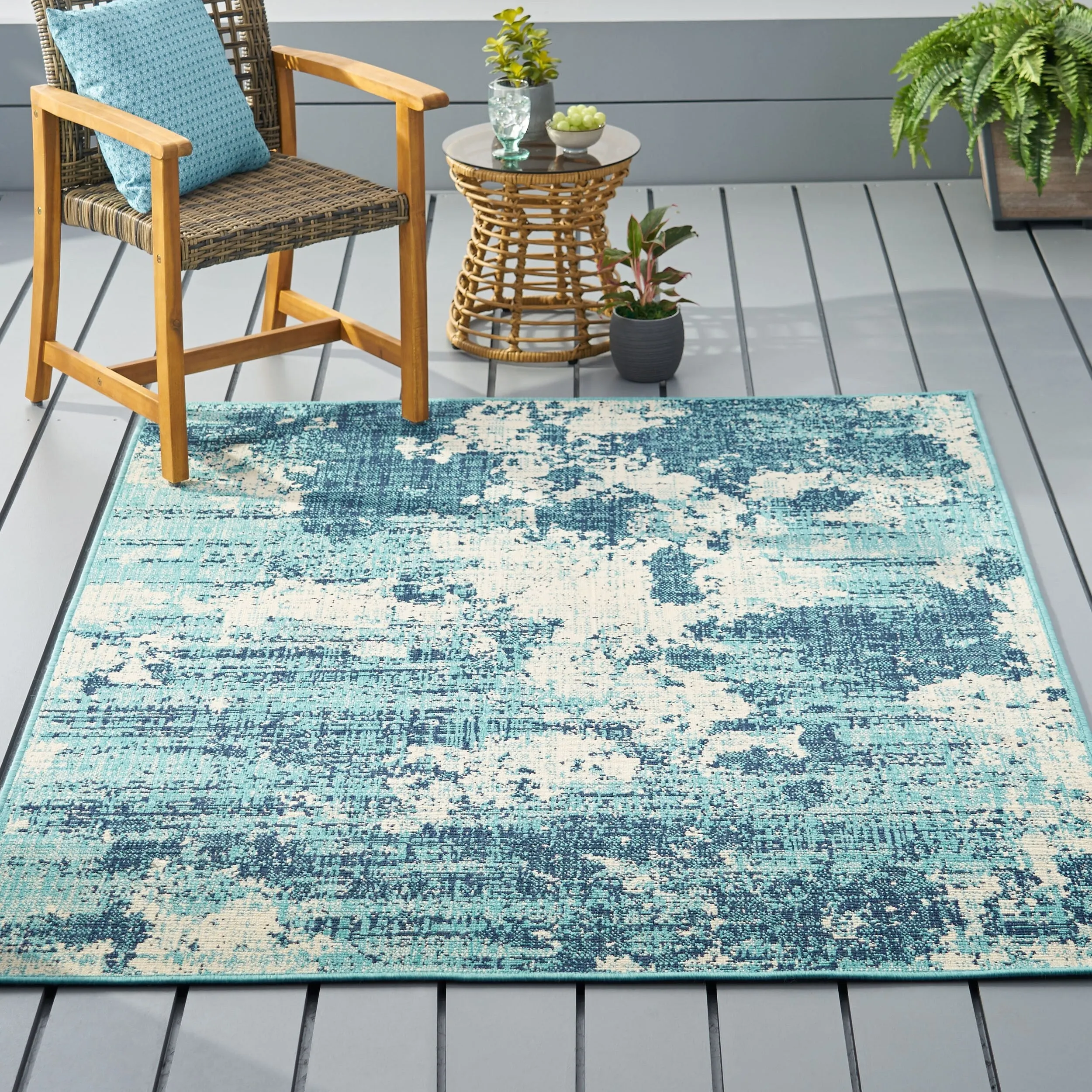 Bluewater Indoor and Outdoor Area Rug by Christopher Knight Home
