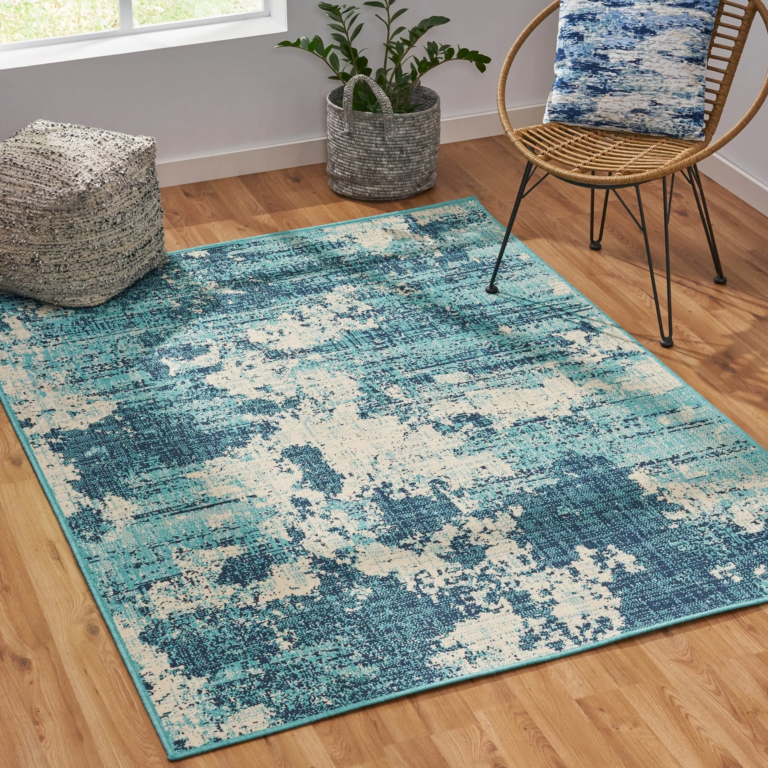 Bluewater Indoor and Outdoor Area Rug by Christopher Knight Home