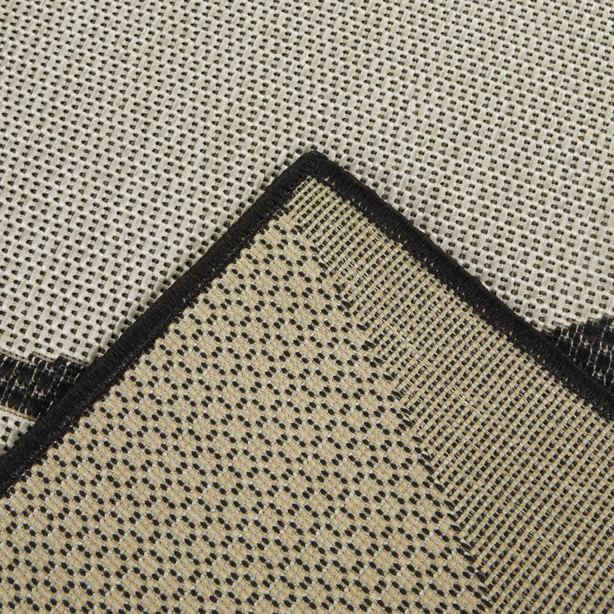 Cabrera Recycled Geometric Indoor/Outdoor Area Rug