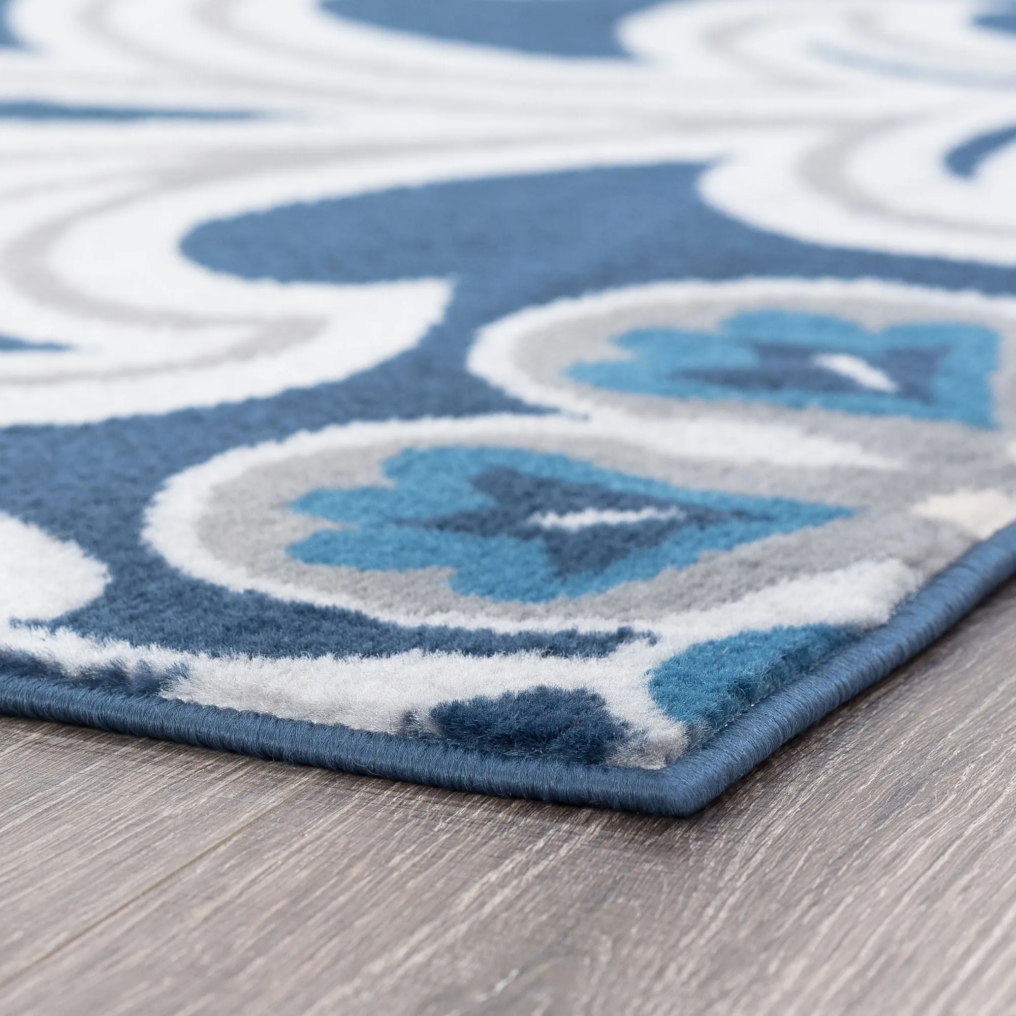 Carrington Bohemian & Eclectic Floral & Botanical Indoor Area Rug
