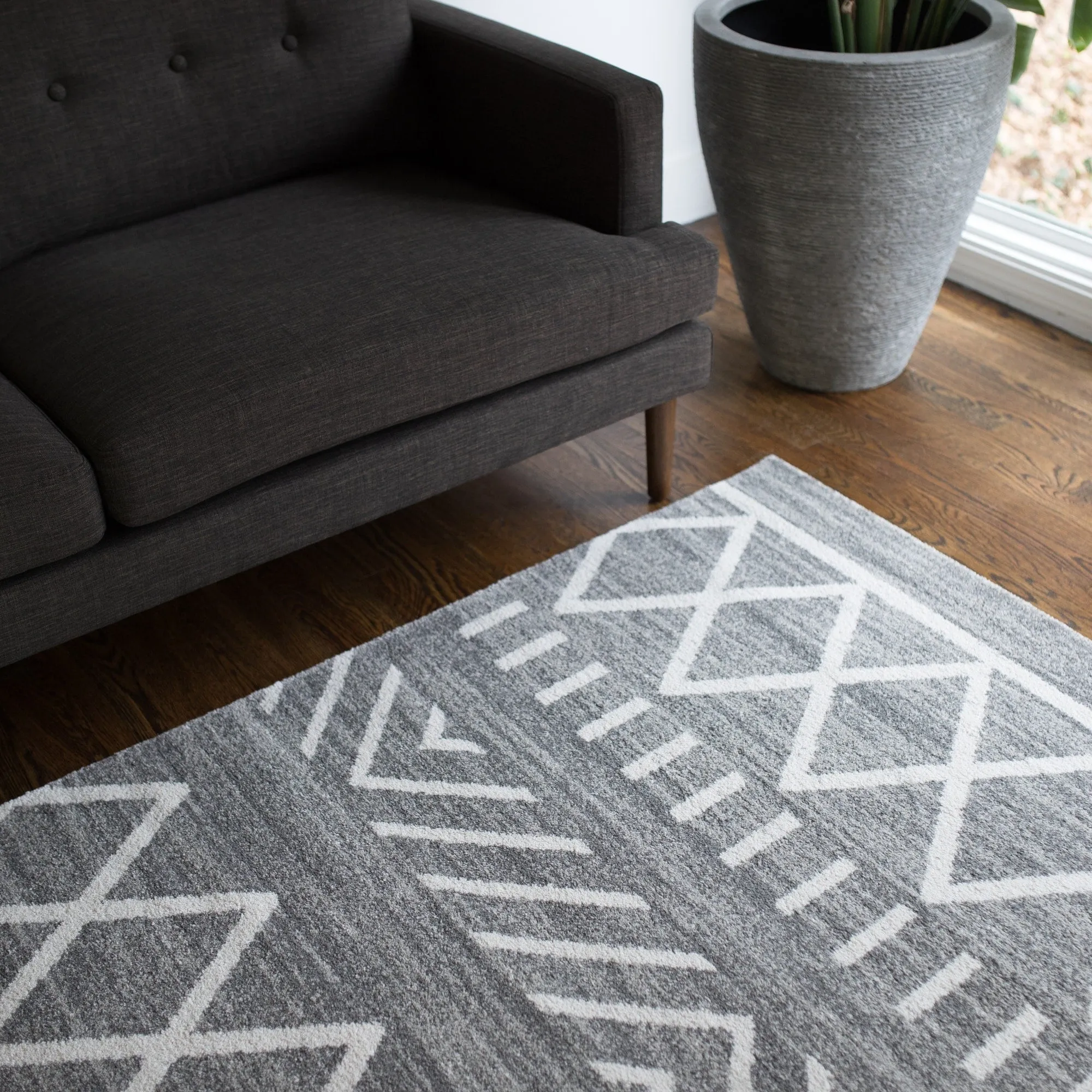 Carson Carrington Salsaker Geometric Area Rug