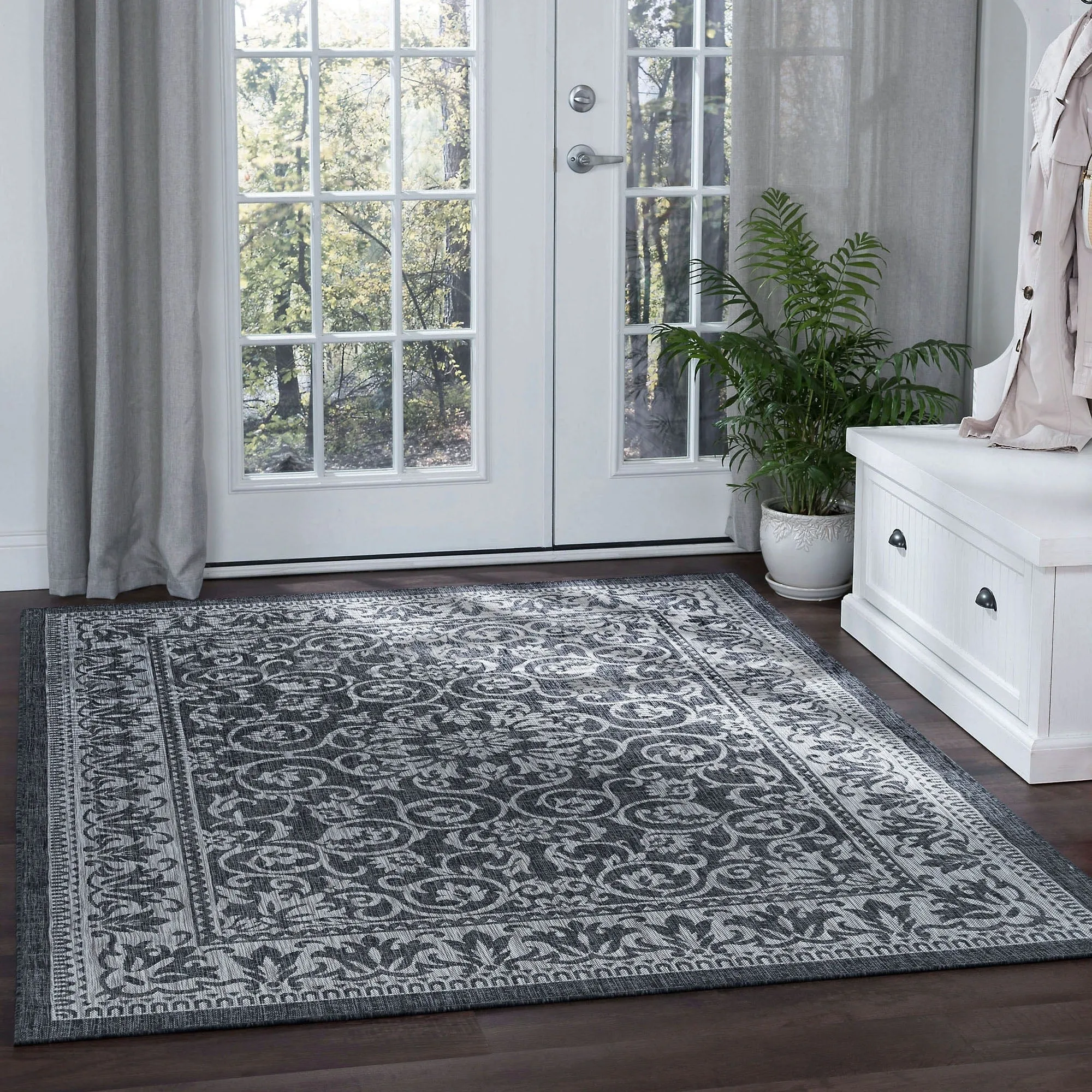 Colonnade Farmhouse Floral & Botanical Indoor/Outdoor Area Rug