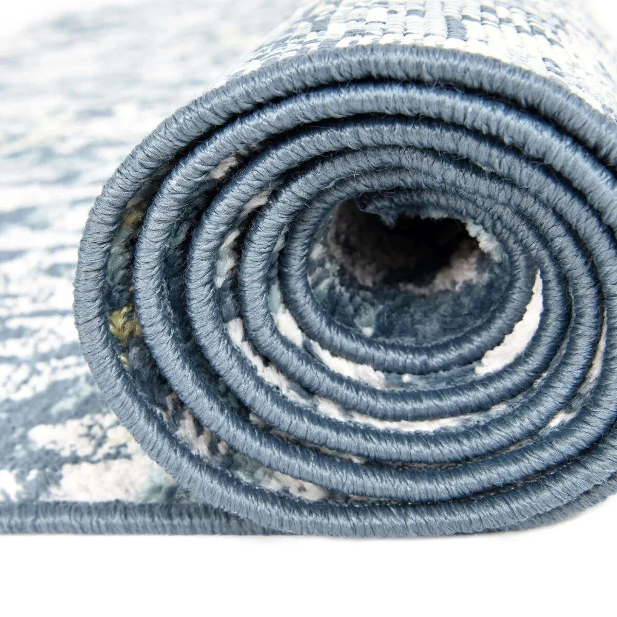 Contemporary Synnove Collection Area Rug