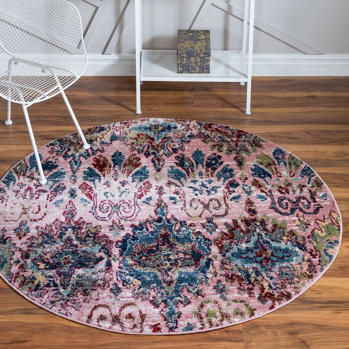 Contemporary Synnove Collection Area Rug
