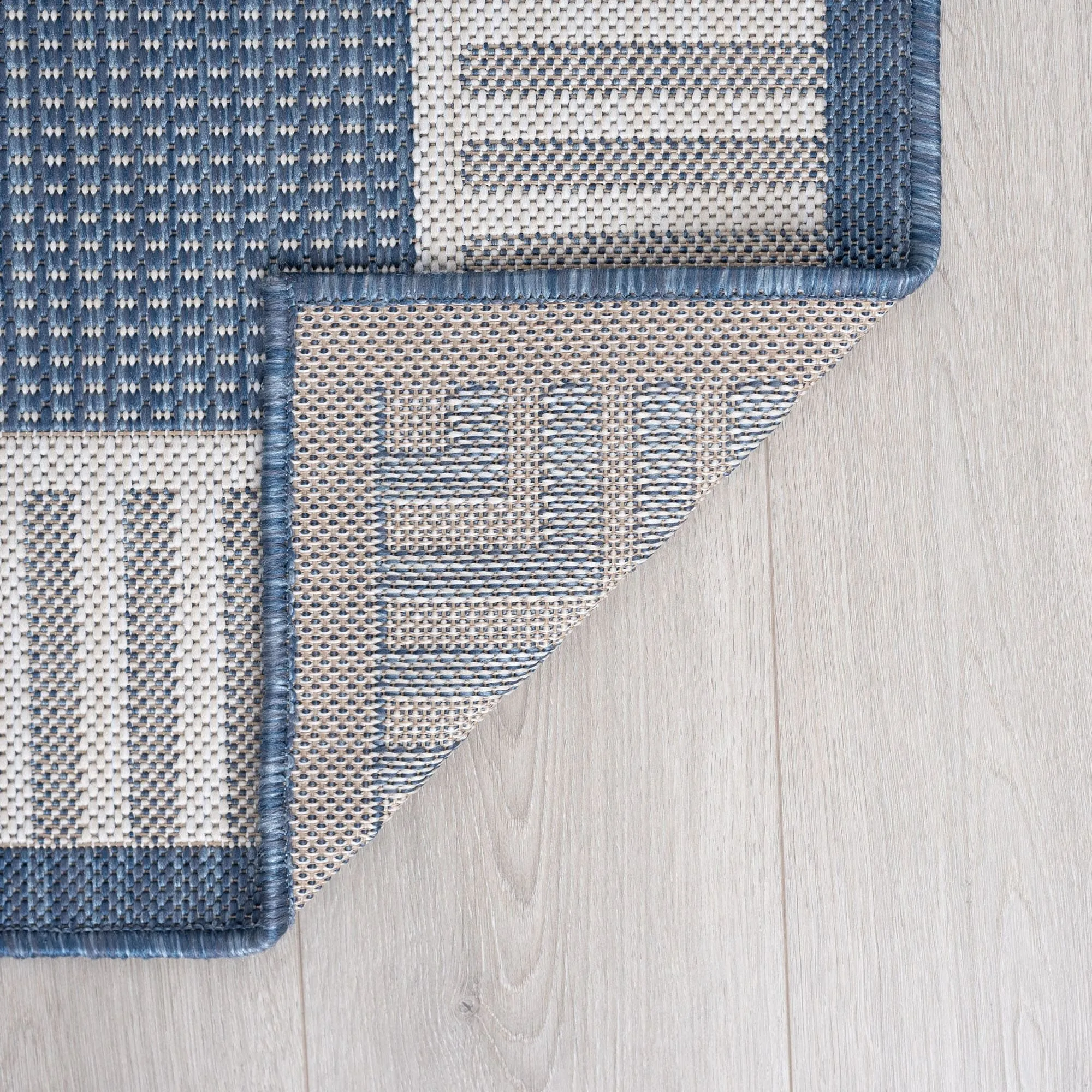 Exo Coastal Striped Border Indoor/ Outdoor Area Rug