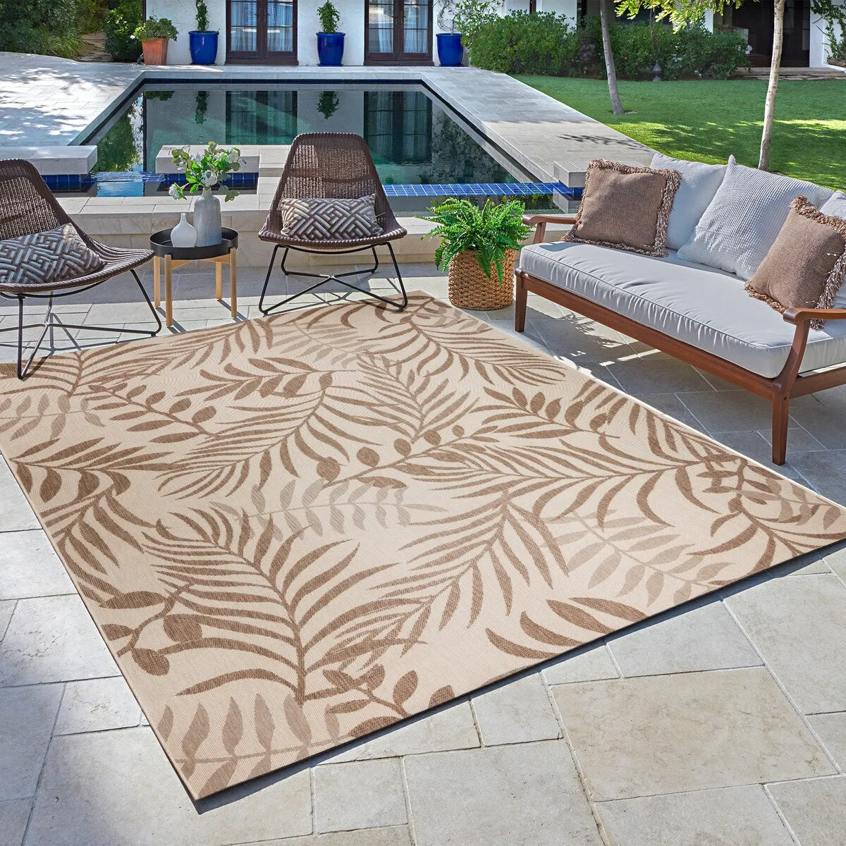 Gertmenian Paseo Akimbo Casual Tropical Leaf Flatweave Indoor/ Outdoor Area Rug Collection
