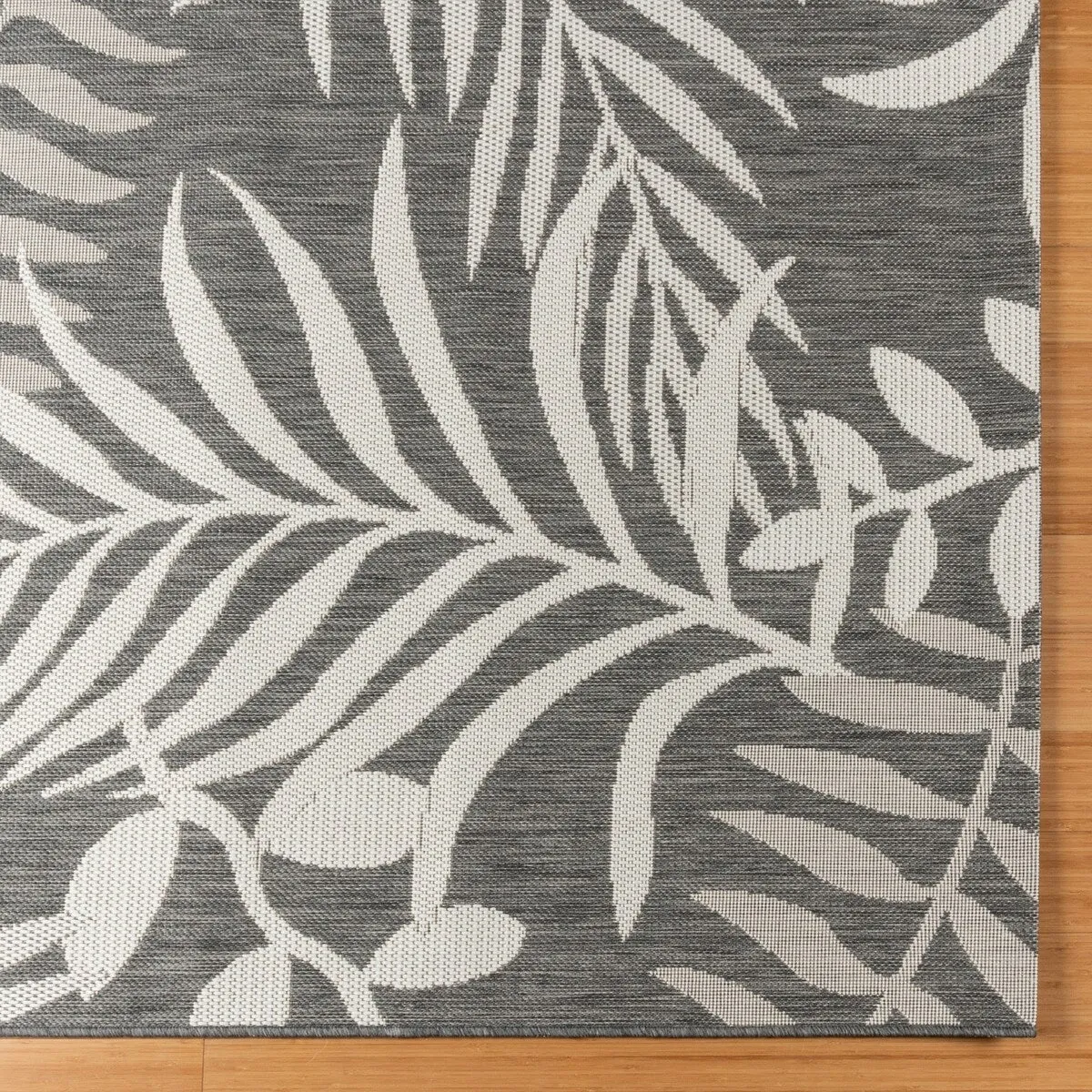 Gertmenian Paseo Akimbo Casual Tropical Leaf Flatweave Indoor/ Outdoor Area Rug Collection
