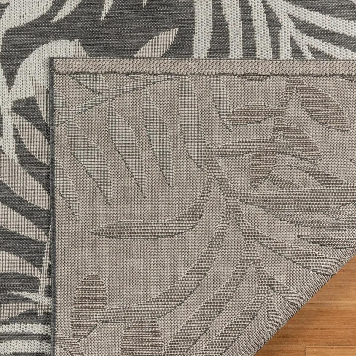 Gertmenian Paseo Akimbo Casual Tropical Leaf Flatweave Indoor/ Outdoor Area Rug Collection