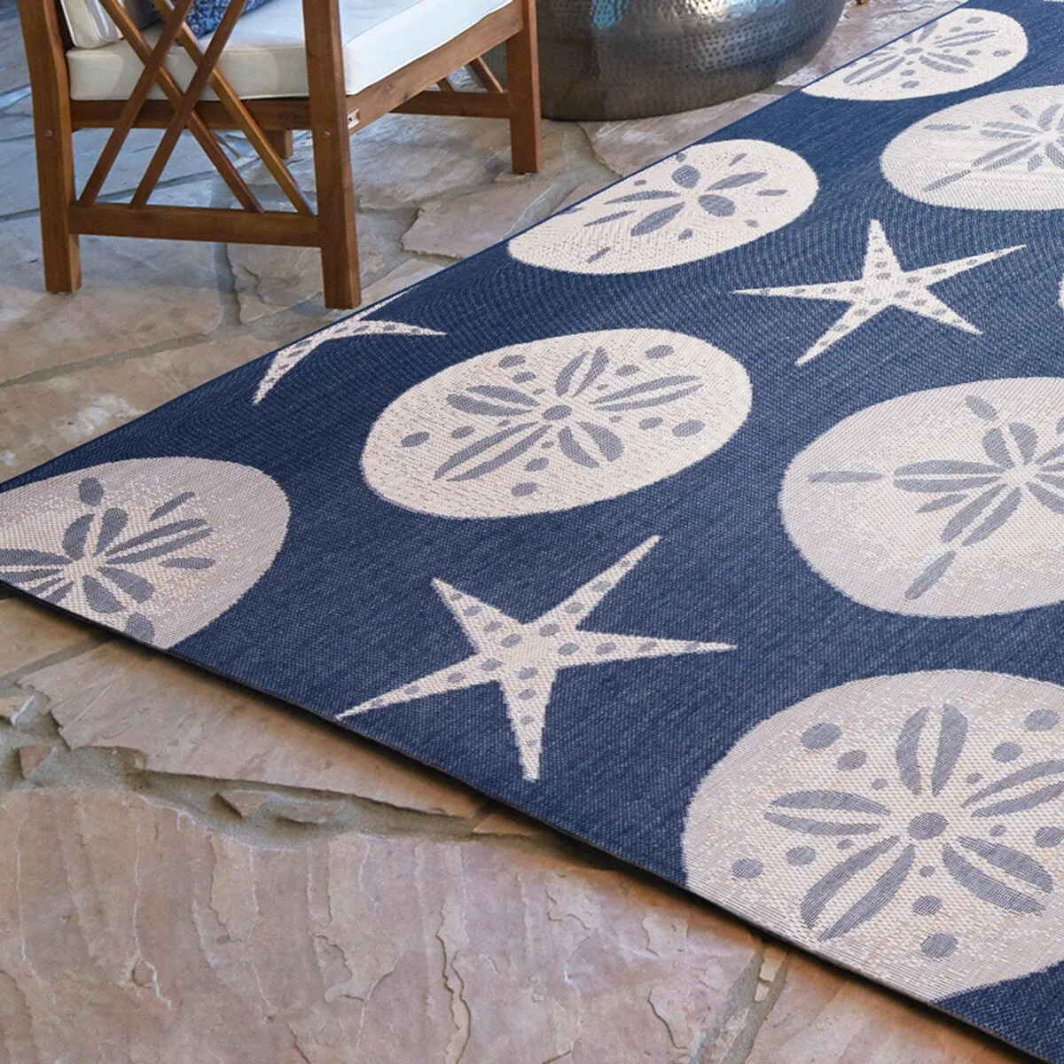 Gertmenian Paseo Starfish Navy Casual Nautical Indoor/ Outdoor Area Rug