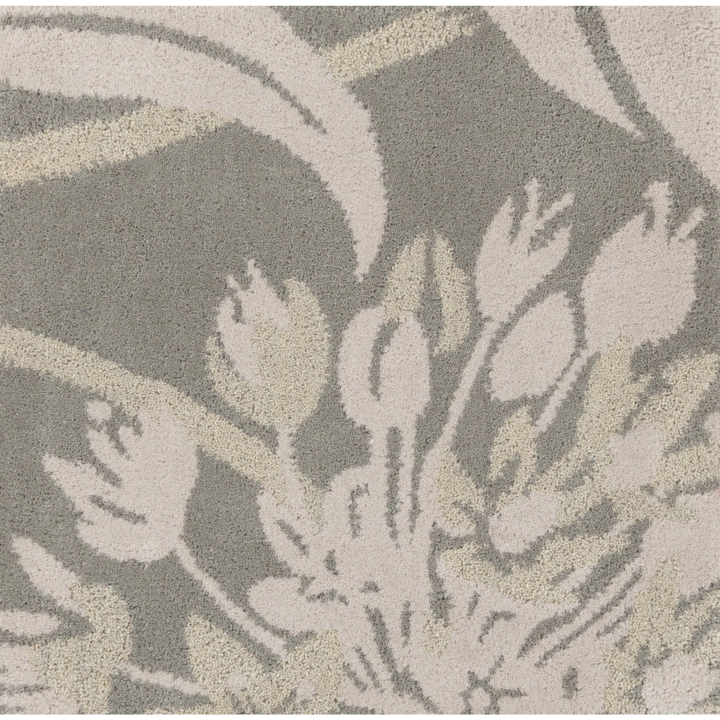 Hand-tufted Bobbie Floral Indoor Area Rug