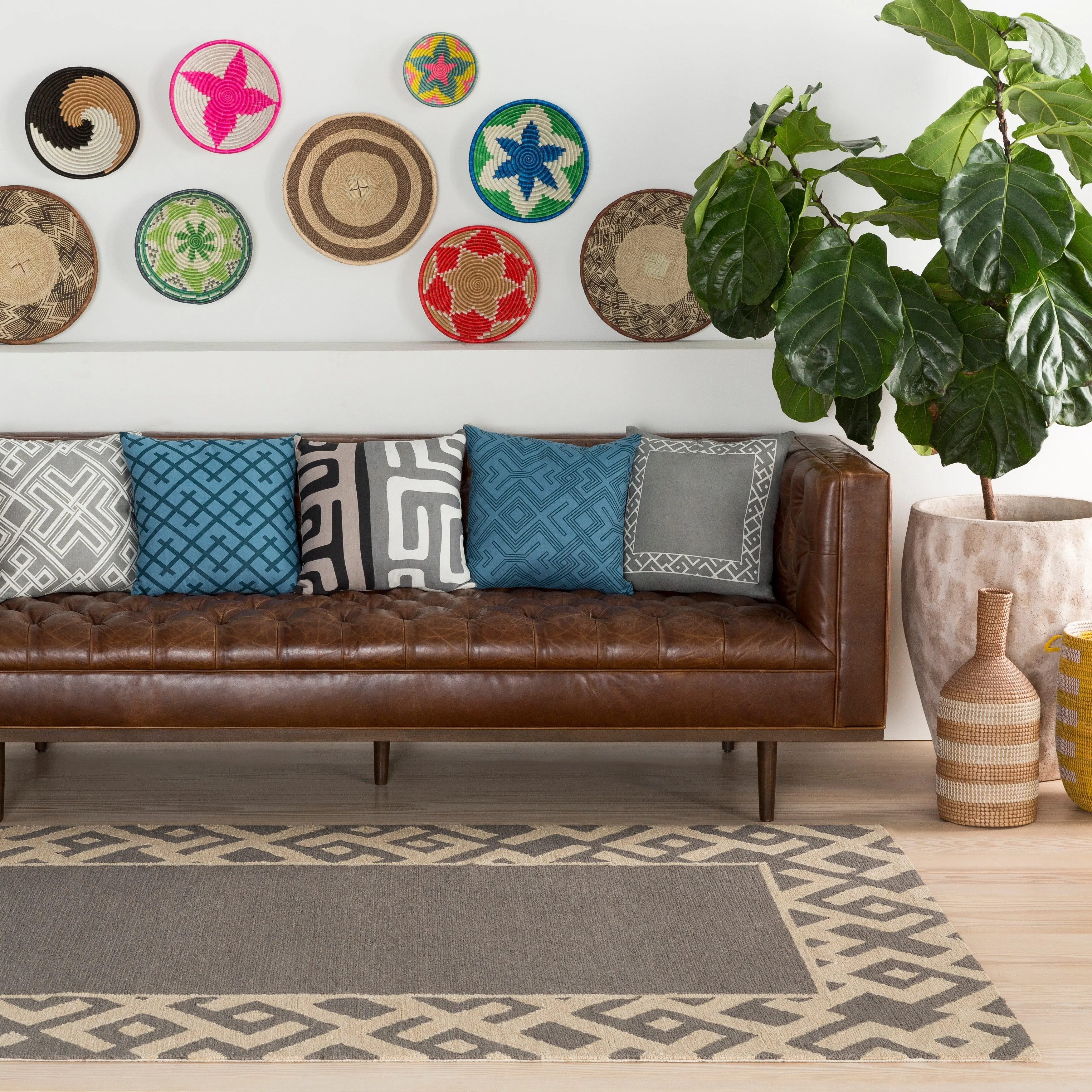 Hand Tufted Laghi Jute Rug