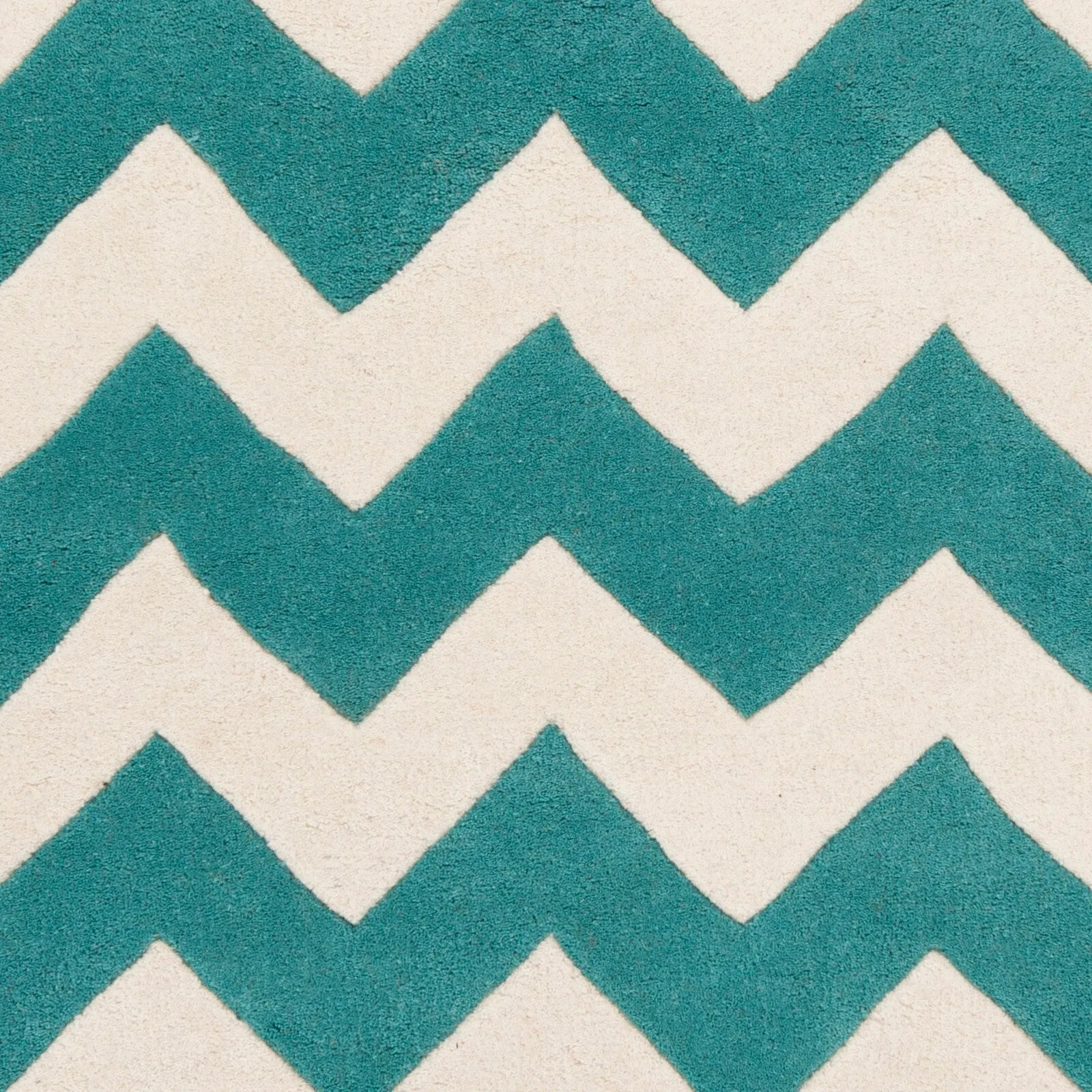 Hand-Tufted Luci Chevron Wool Rug