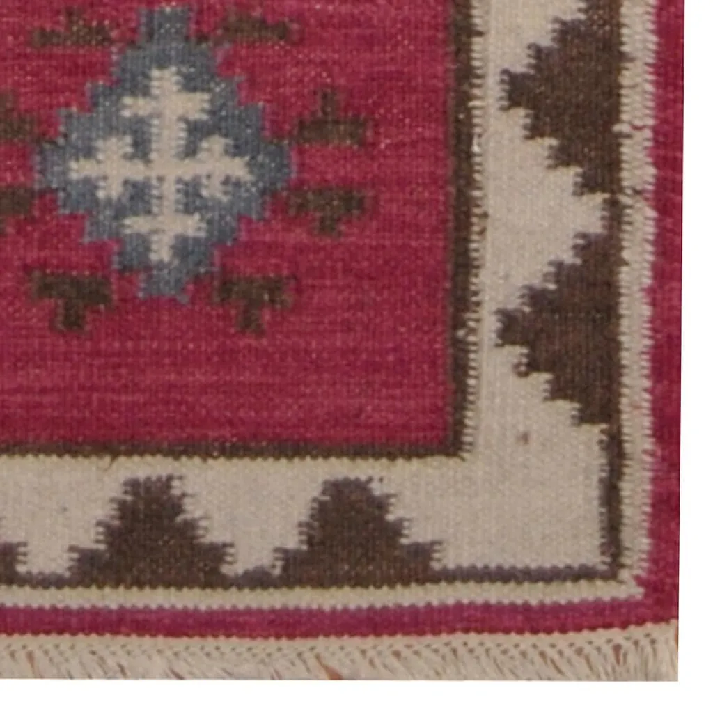 Handmade Vegetable Dye Kilim Wool Runner (India) - 2'3 x 7'10