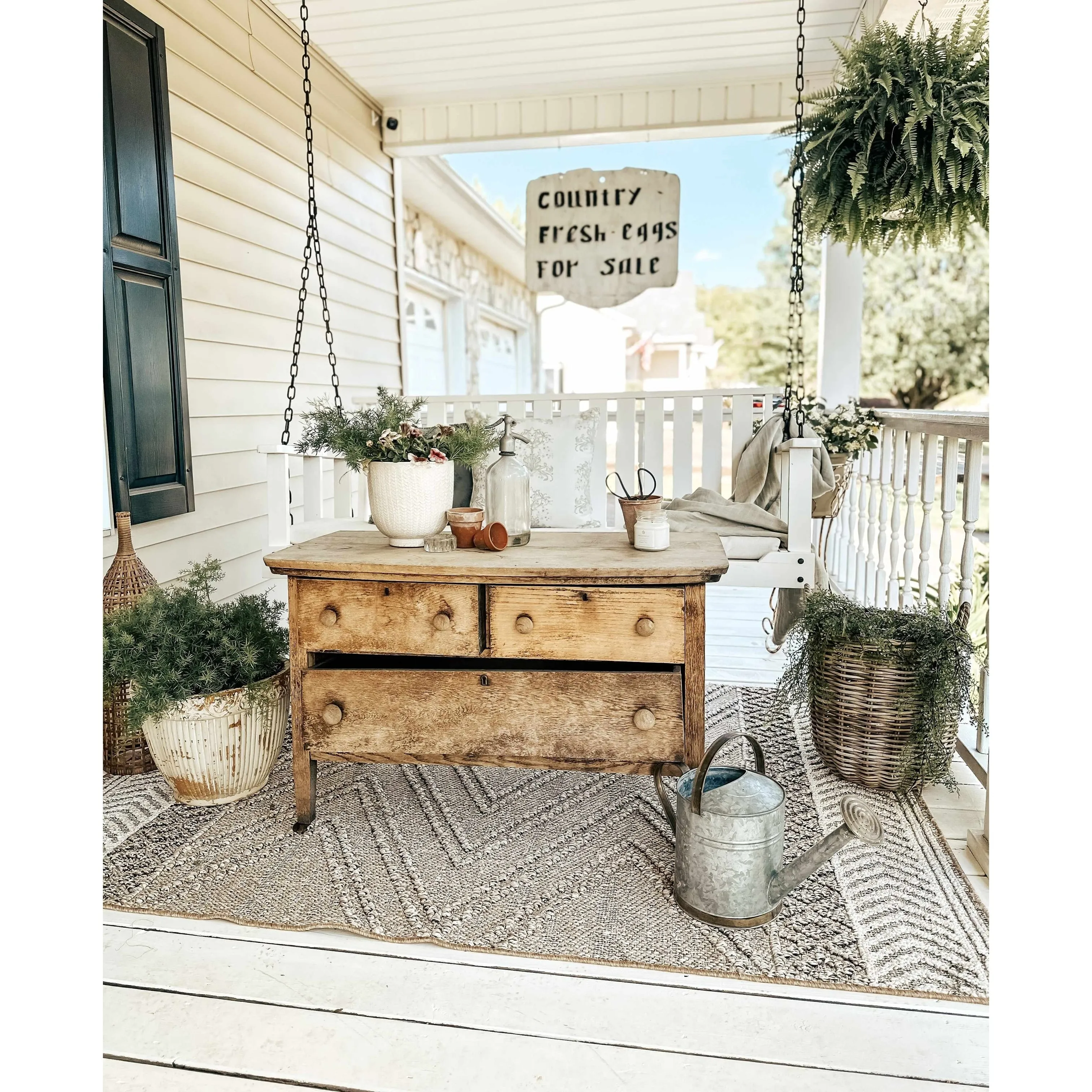 Hauteloom Areli Diamond Geometric Farmhouse Patio Outdoor Area Rug