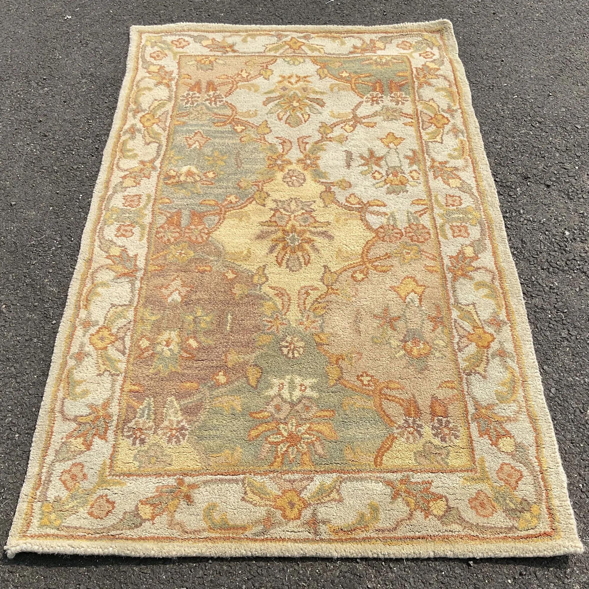 HERAT ORIENTAL Handmade Tabriz Wool Rug Collection