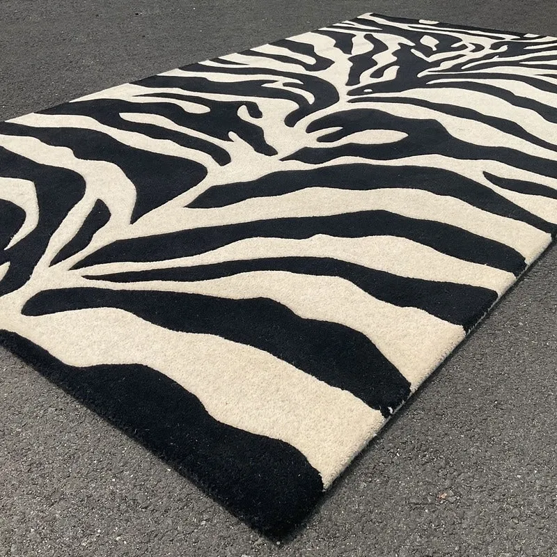 HERAT ORIENTAL Handmade Tibetan Zebra Wool Rug Collection