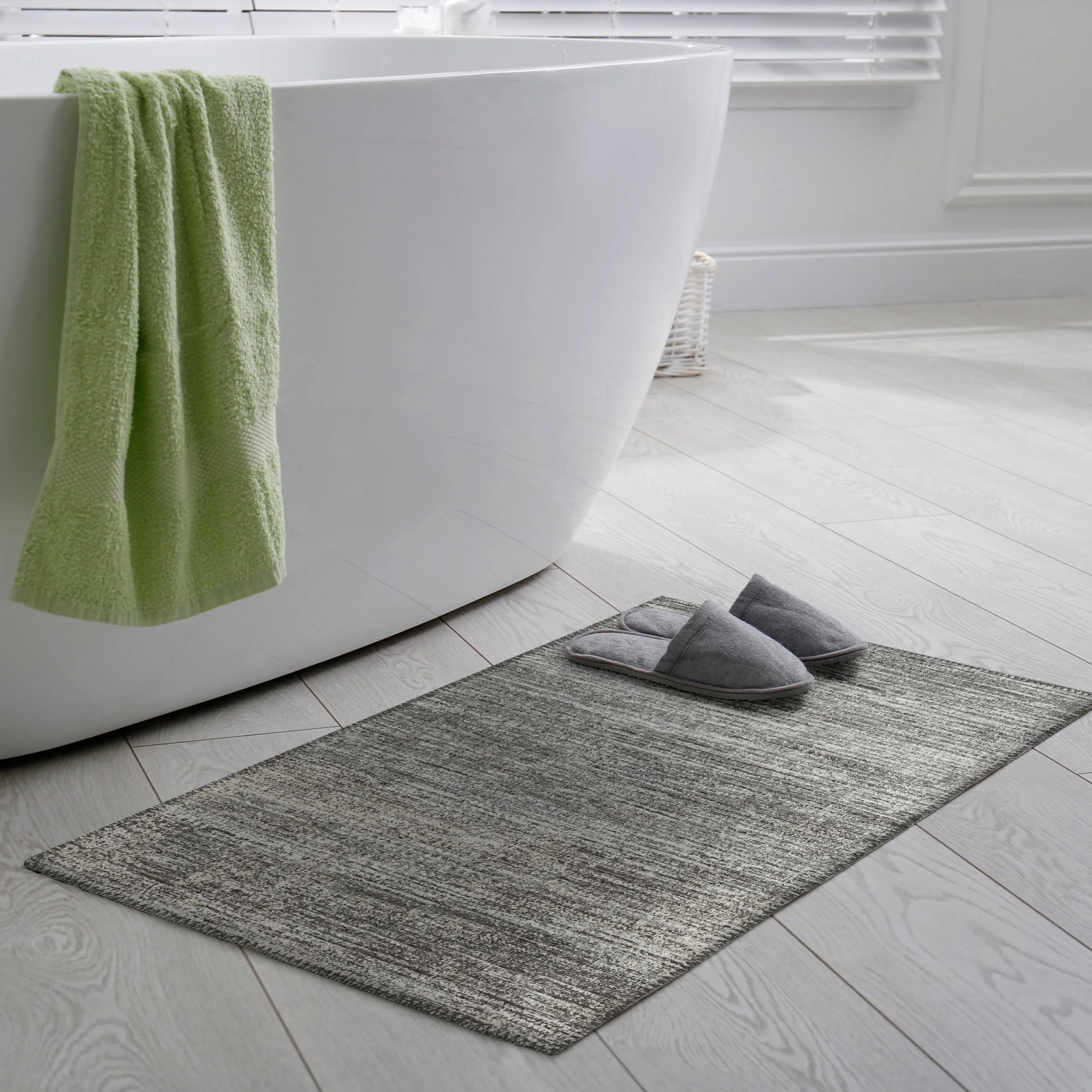 Indoor/ Outdoor Marston Dynamic Transitional Striped Washable Area Rug