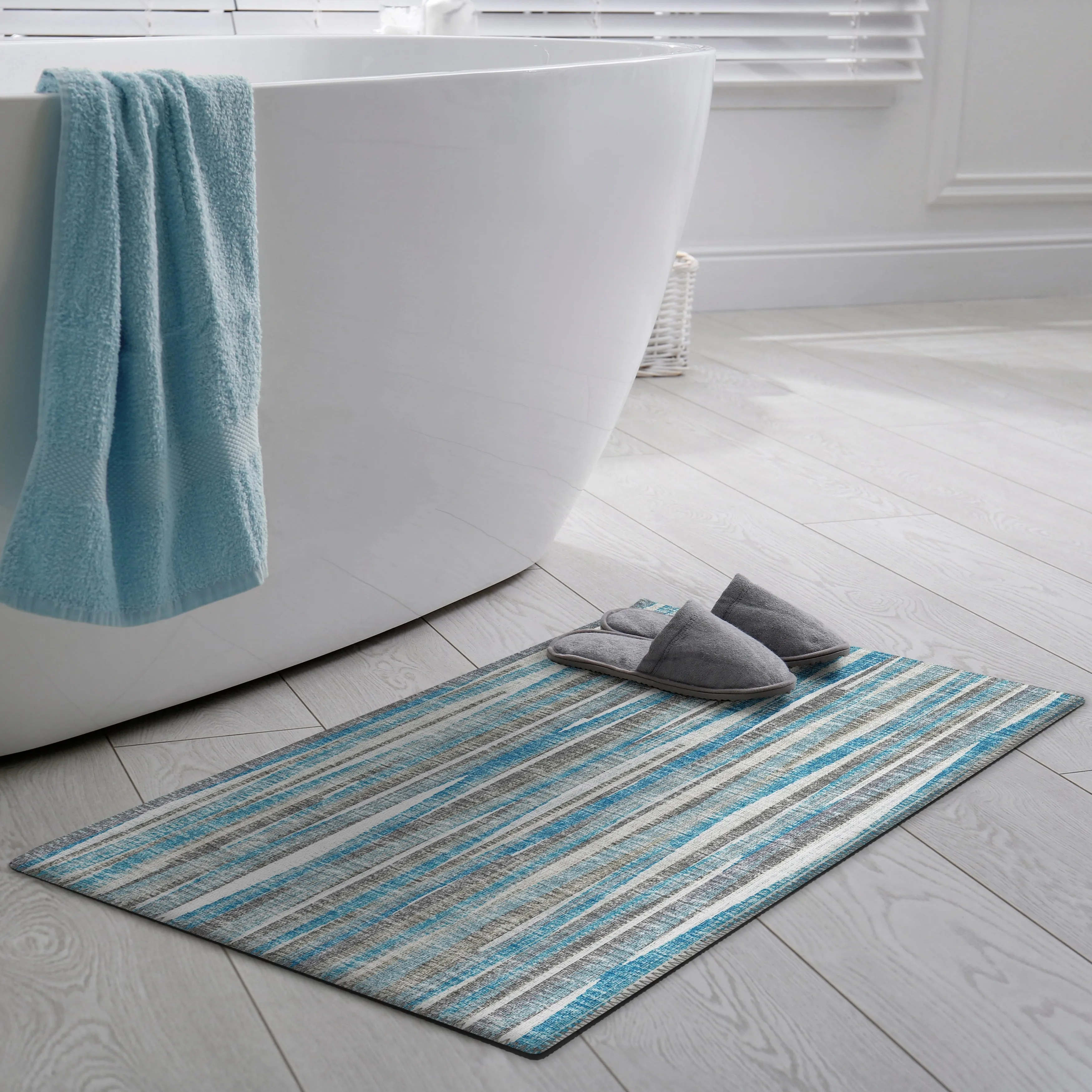 Indoor/Outdoor Waverly Modern Stripes Washable Rug