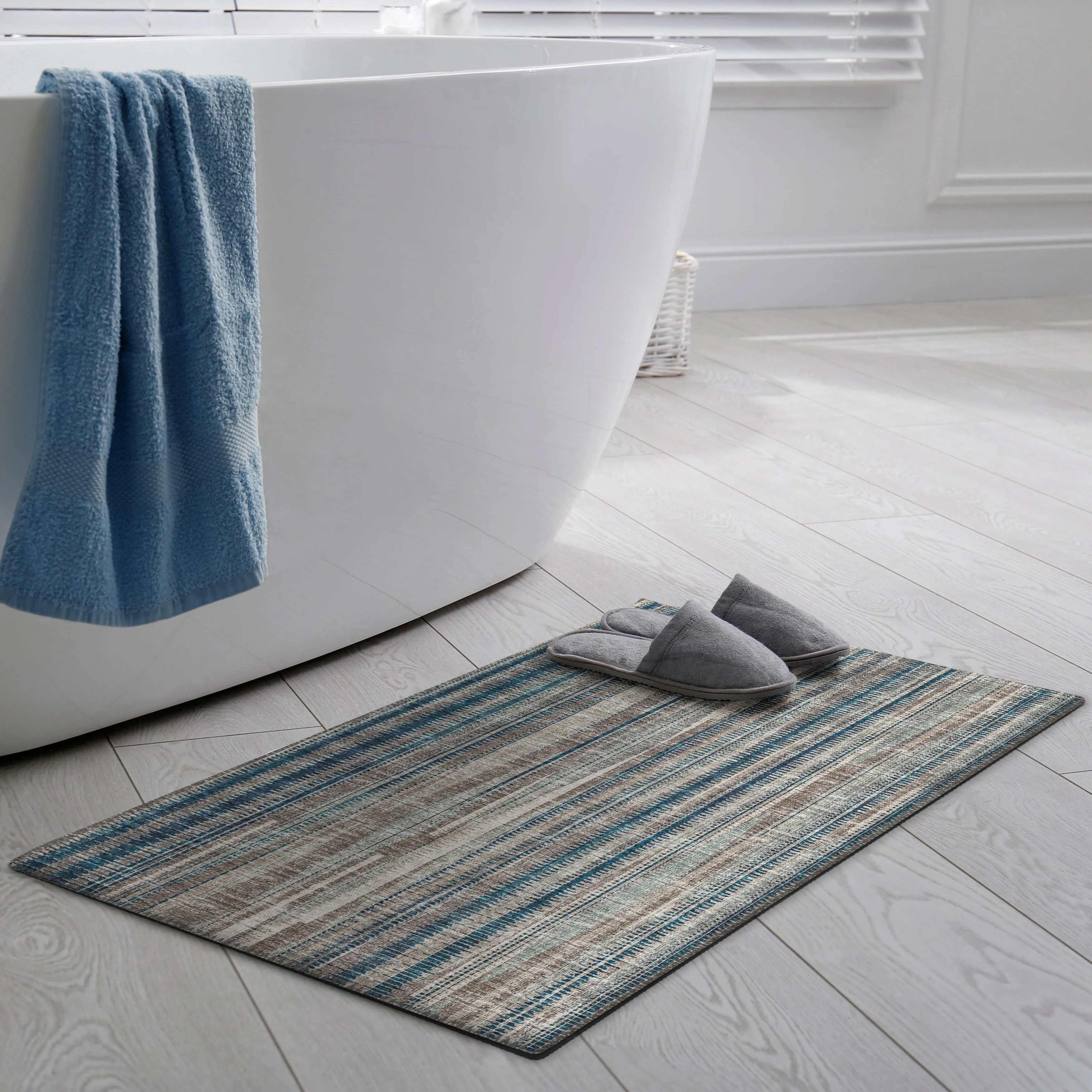 Indoor/Outdoor Waverly Modern Stripes Washable Rug