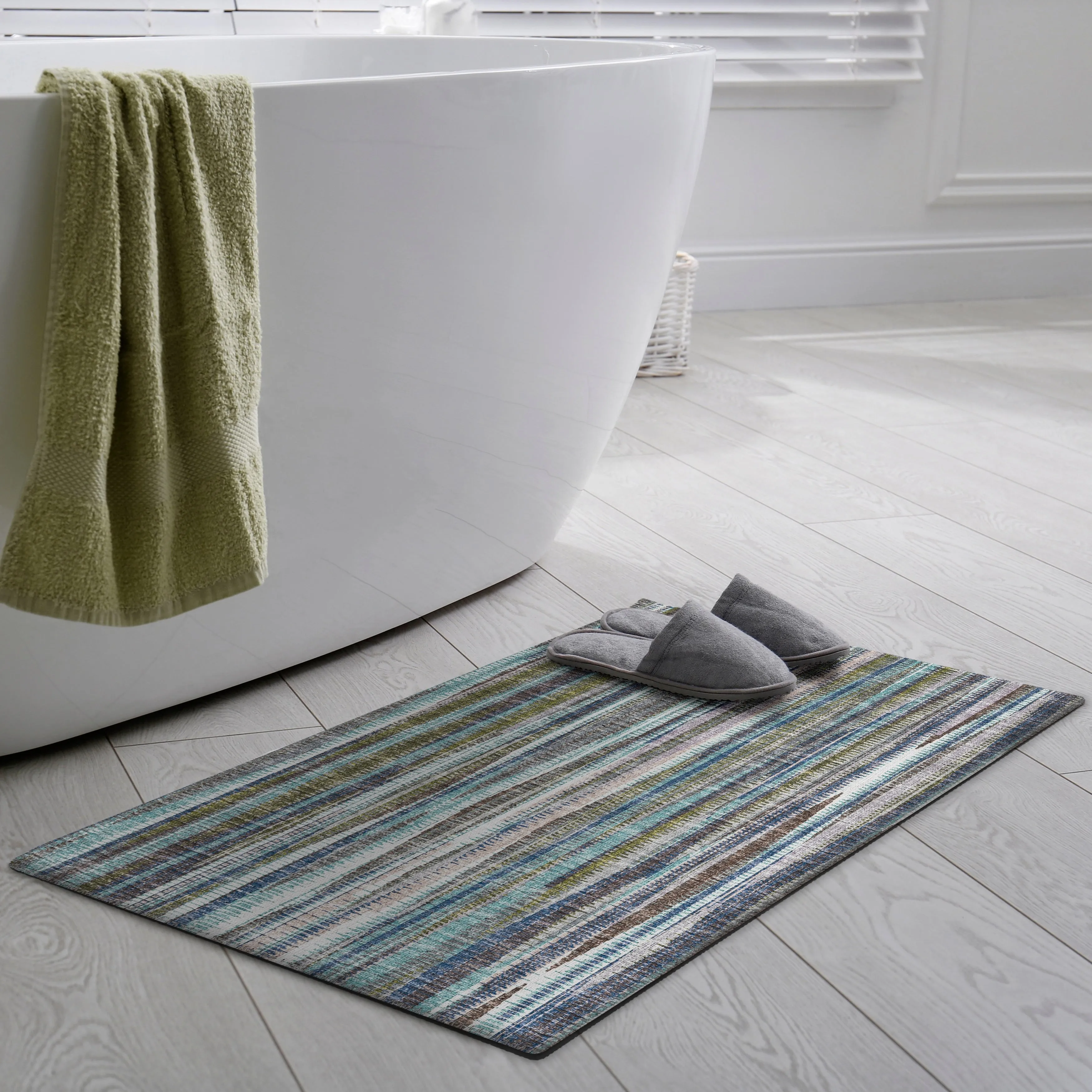 Indoor/Outdoor Waverly Modern Stripes Washable Rug