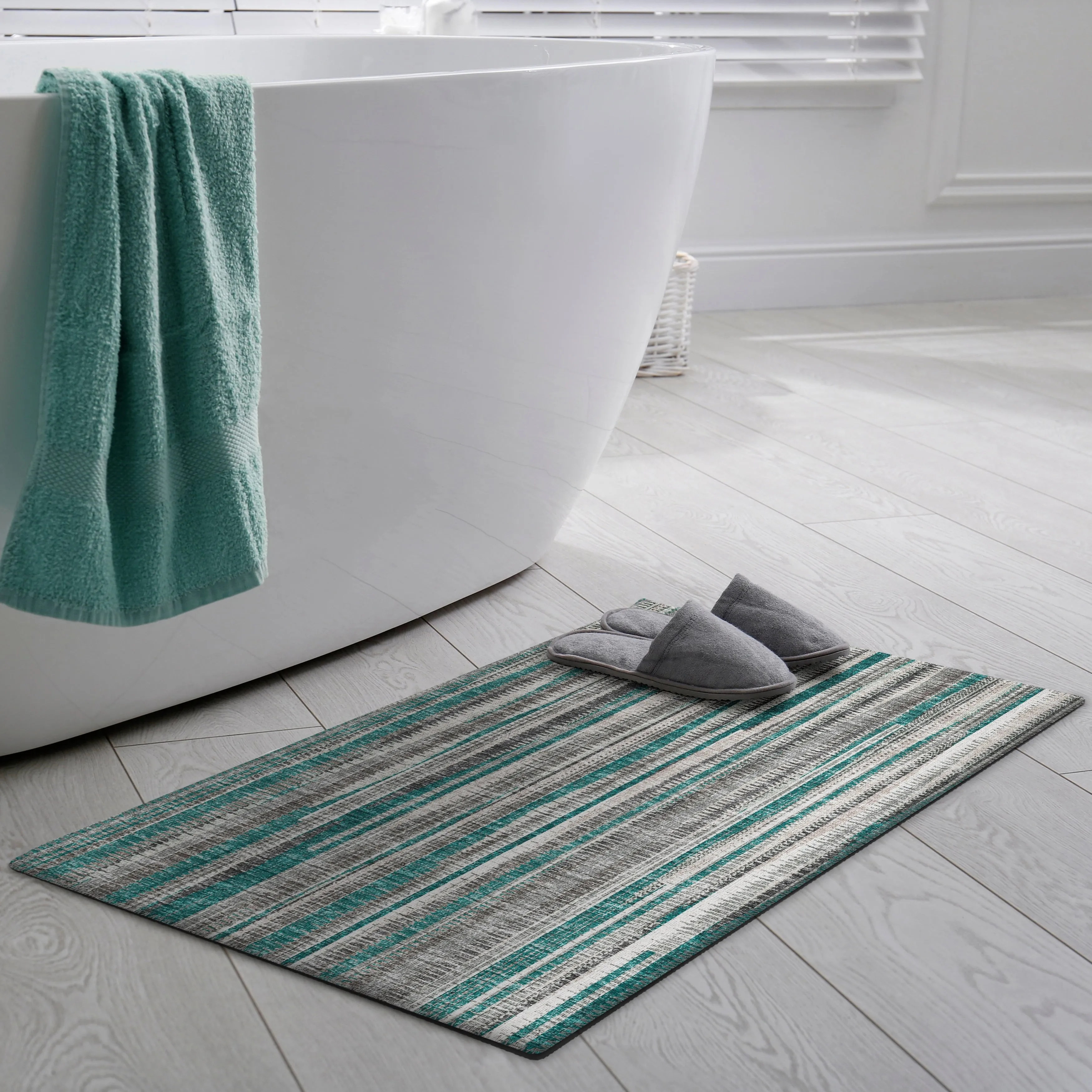 Indoor/Outdoor Waverly Modern Stripes Washable Rug