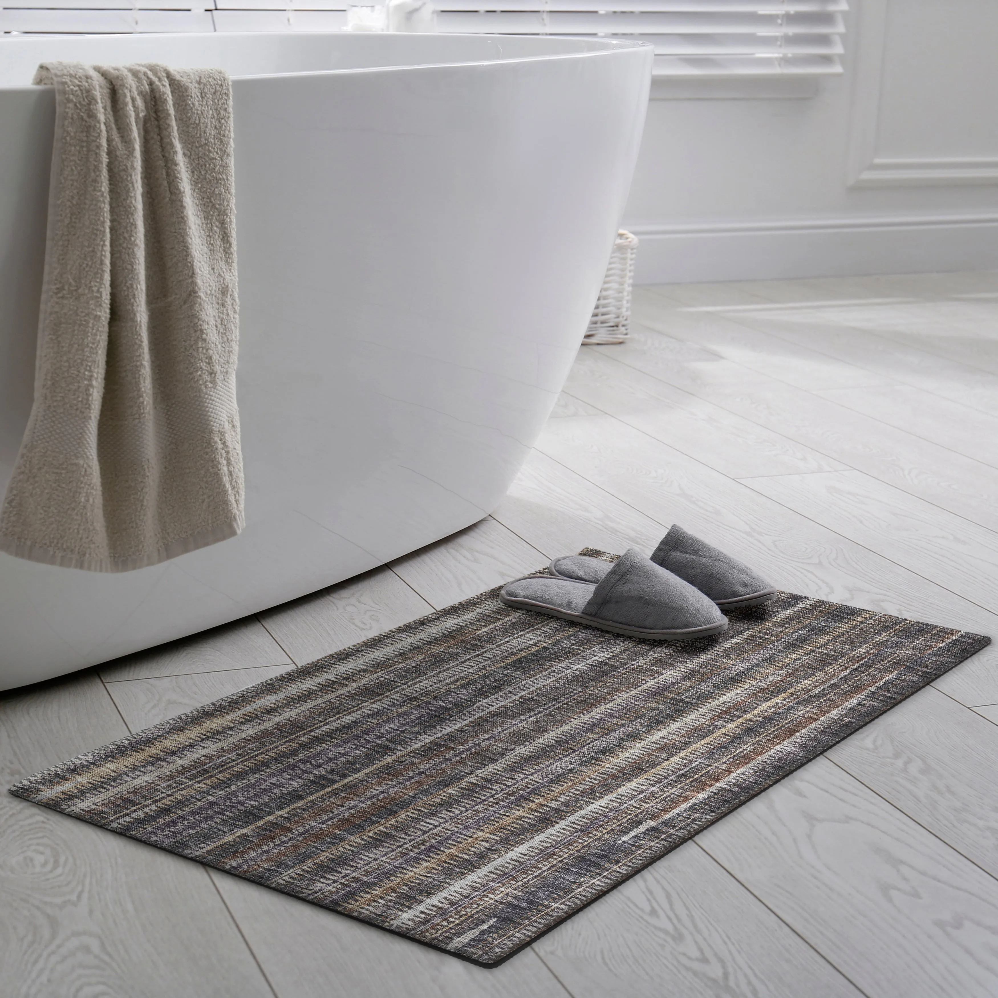 Indoor/Outdoor Waverly Modern Stripes Washable Rug