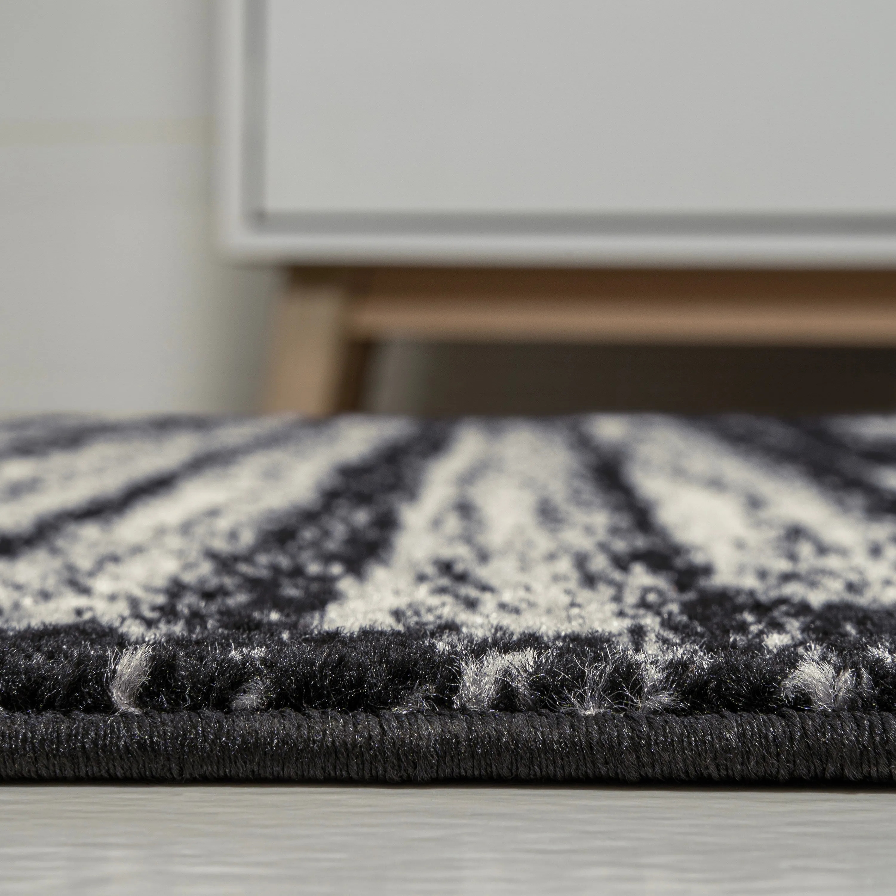 JONATHAN Y Aksil Modern Berber Stripe Area Rug