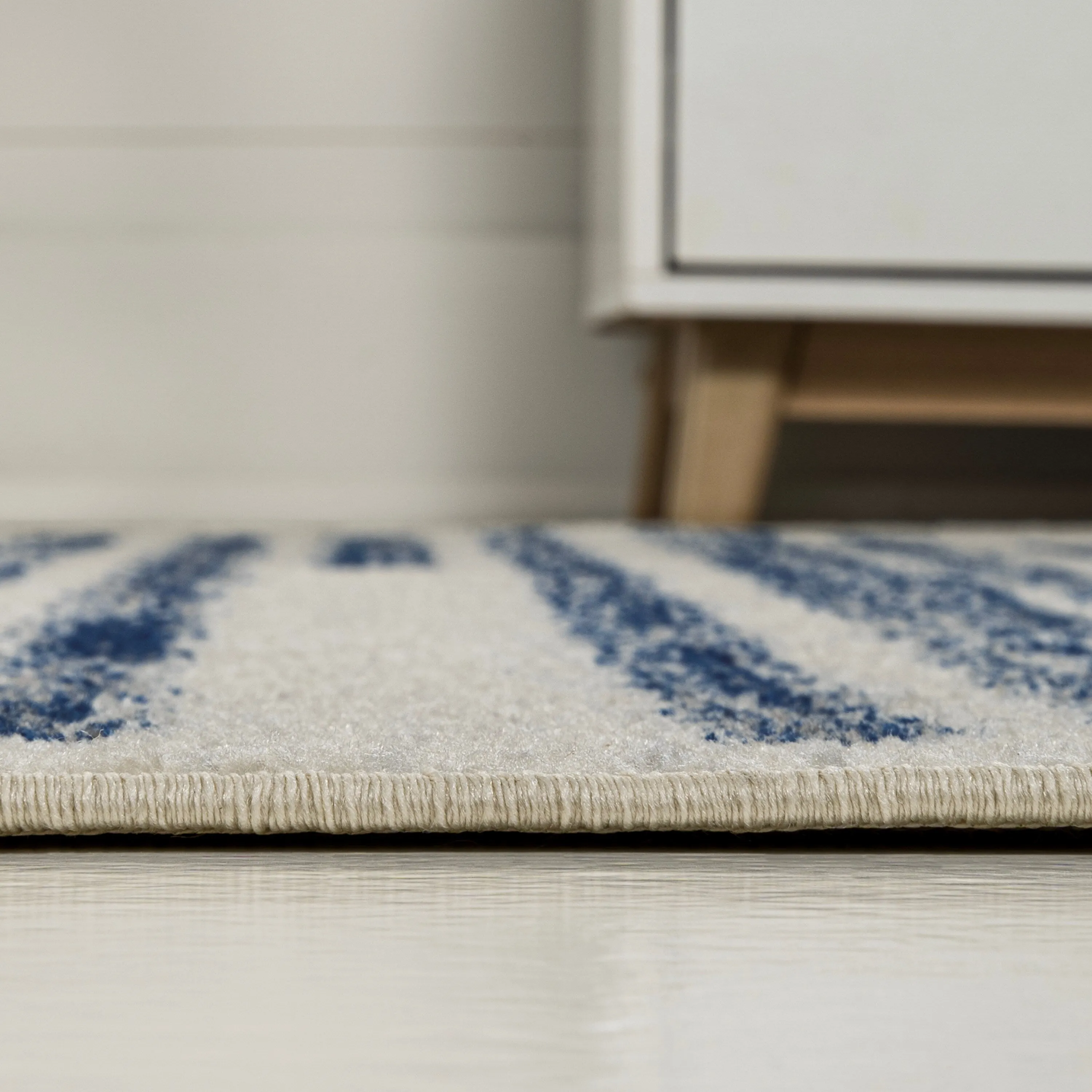 JONATHAN Y Aksil Modern Berber Stripe Area Rug