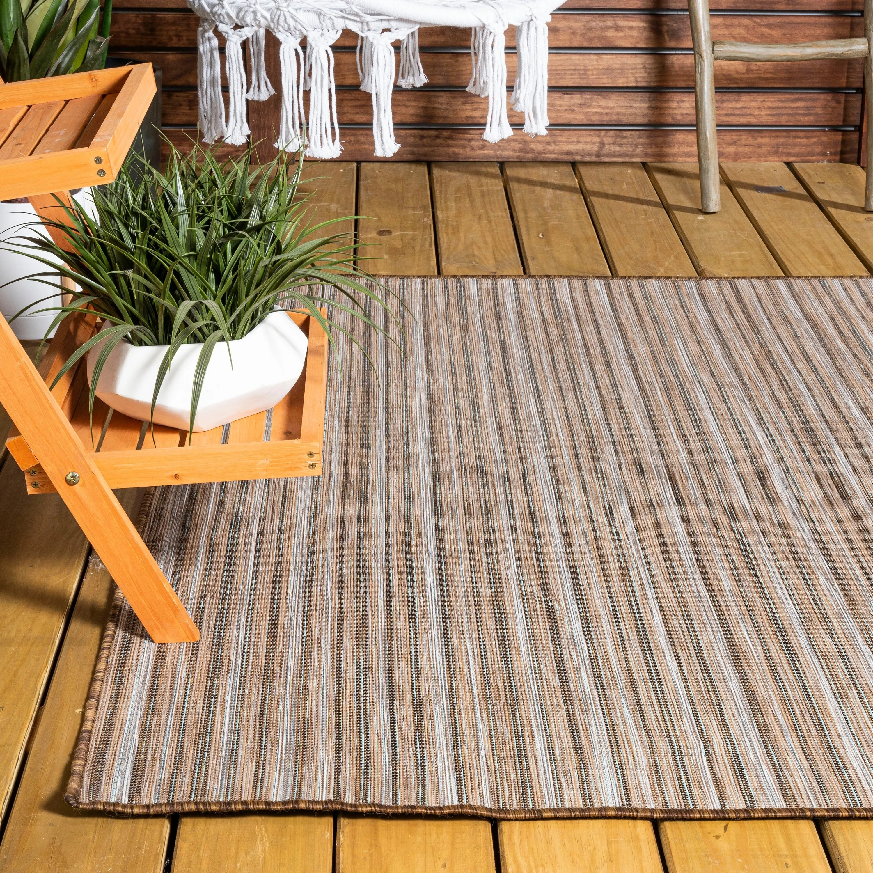 JONATHAN Y Alanya Modern Farmhouse Pinstripe Area Rug