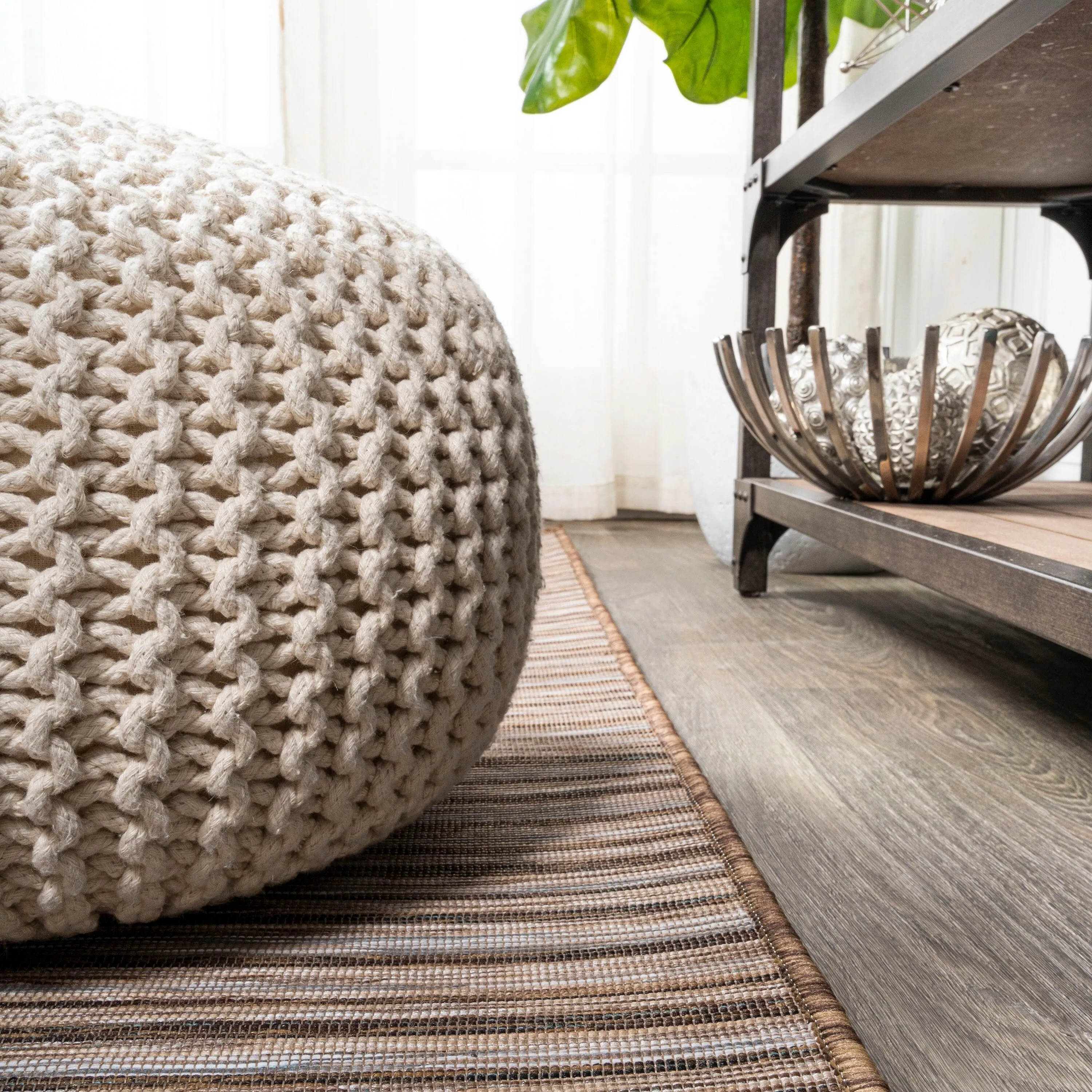 JONATHAN Y Alanya Modern Farmhouse Pinstripe Area Rug
