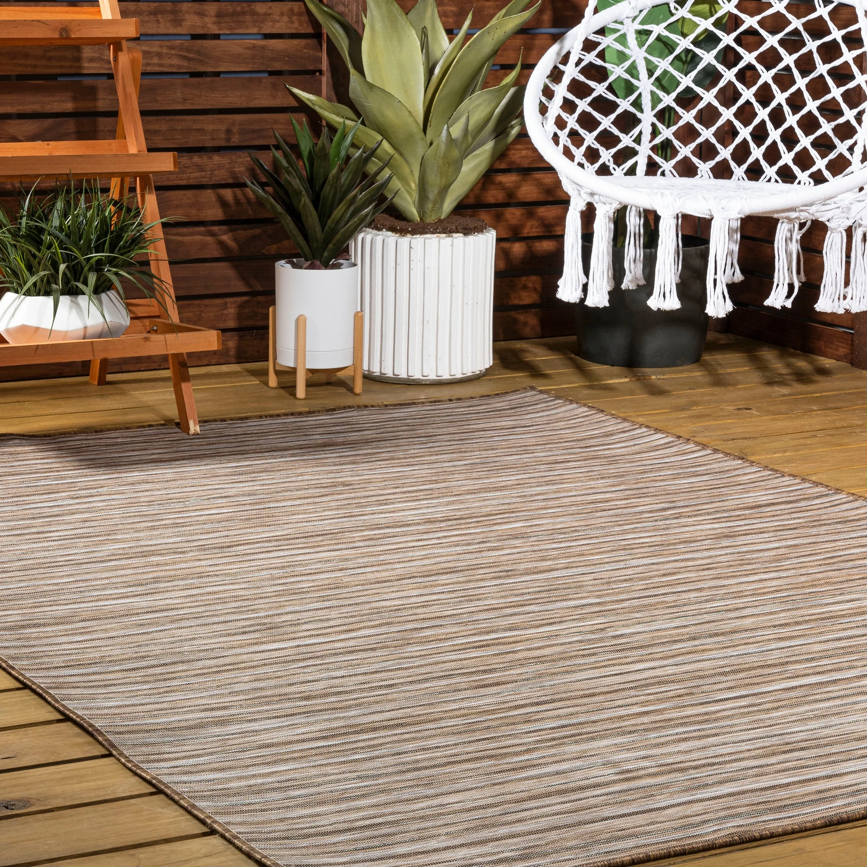 JONATHAN Y Alanya Modern Farmhouse Pinstripe Area Rug
