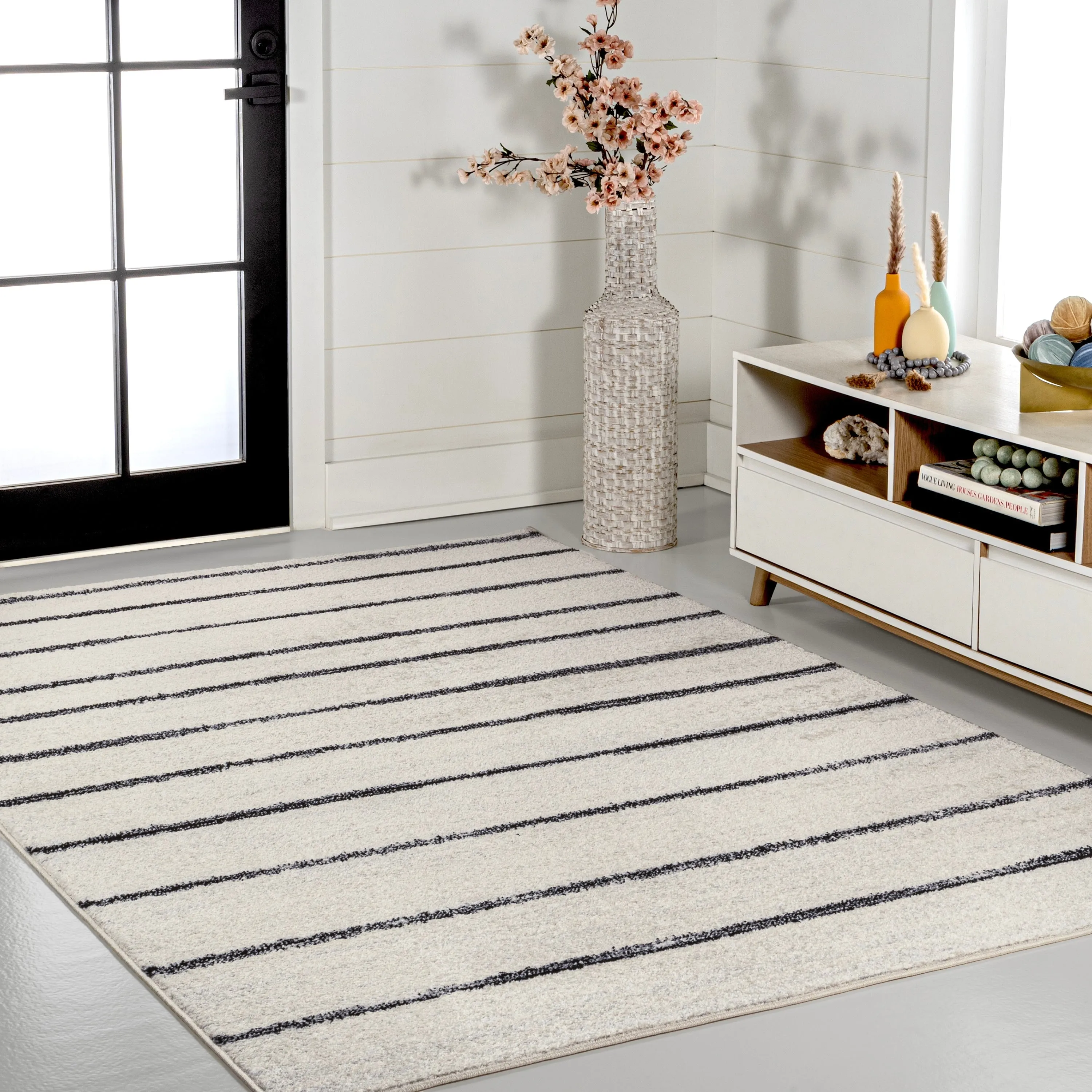 JONATHAN Y Alia Minimalist Stripe Area Rug