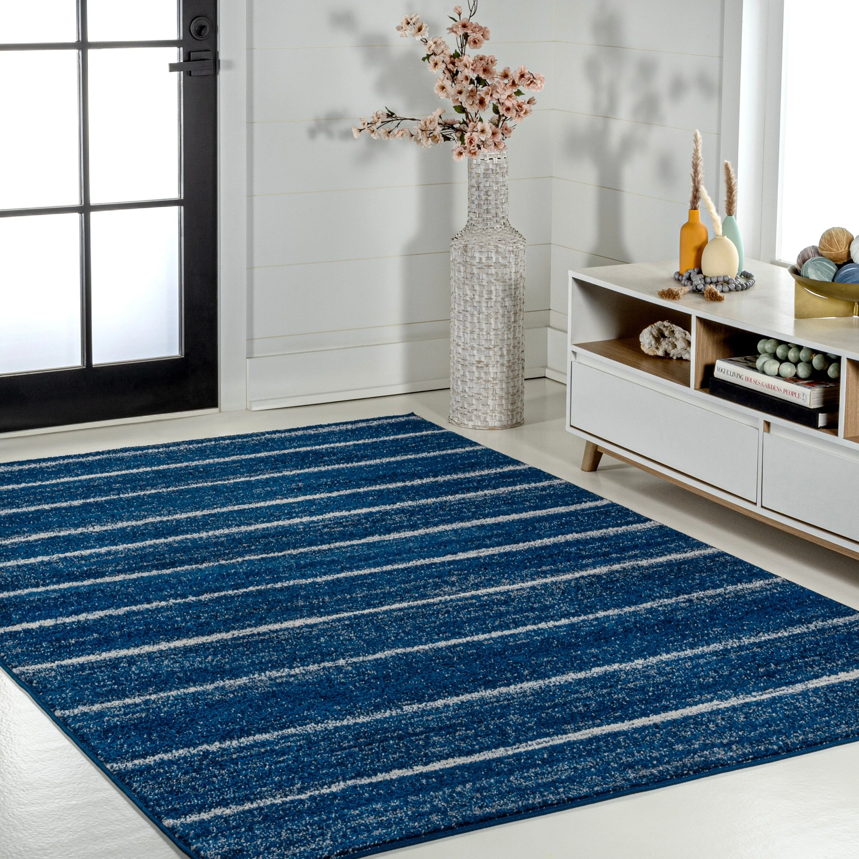 JONATHAN Y Alia Minimalist Stripe Area Rug